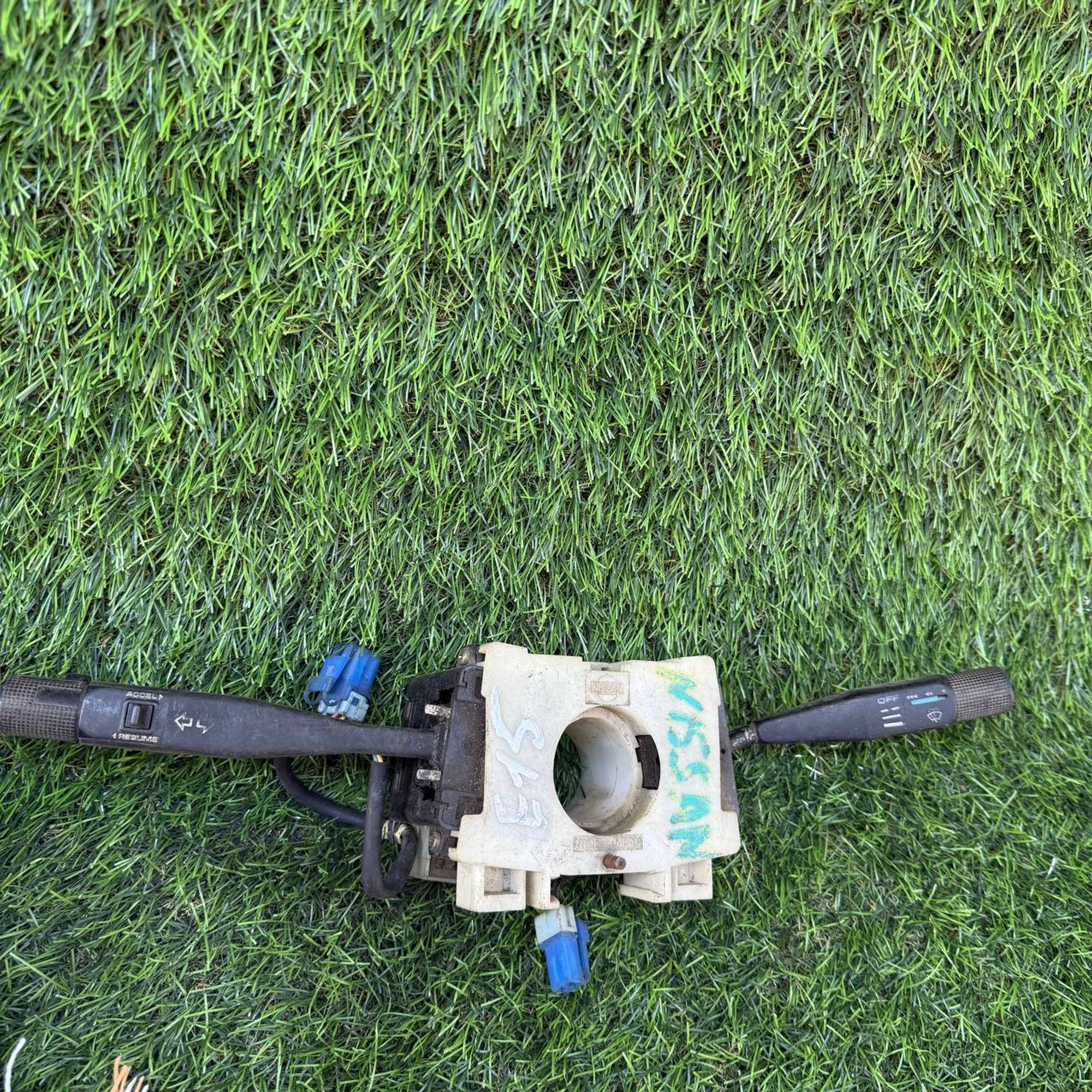 218 Подрулевой переключатель дворников и света Nissan E154, 5000 рублей, Невинномысск