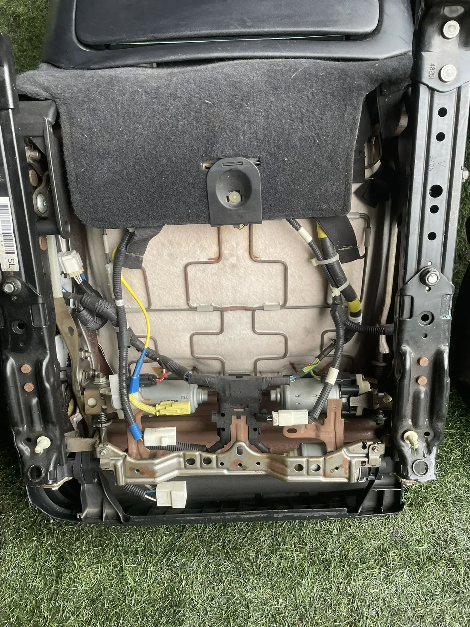 https://ycs.partsauto.market/partsauto-images/thmbs/userImages/772e461030aea93f4dbb6447c0f924d3/part/8b8de086-f4c8-42a9-92cc-b8bf5d463d1c_1777967774091.jpg