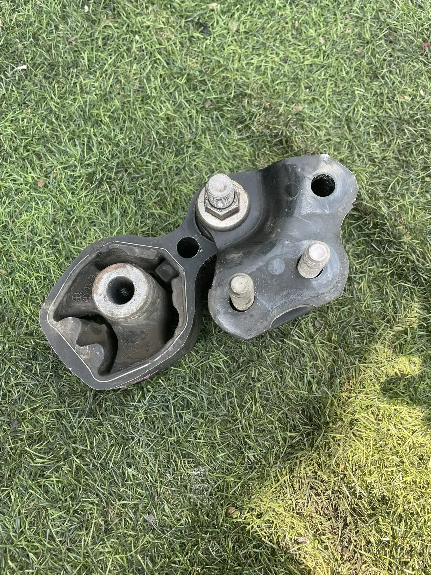 https://ycs.partsauto.market/partsauto-images/thmbs/userImages/772e461030aea93f4dbb6447c0f924d3/part/8bc62c45-8582-4cf0-93ad-195dcea9c1ed_1776492637332.jpg