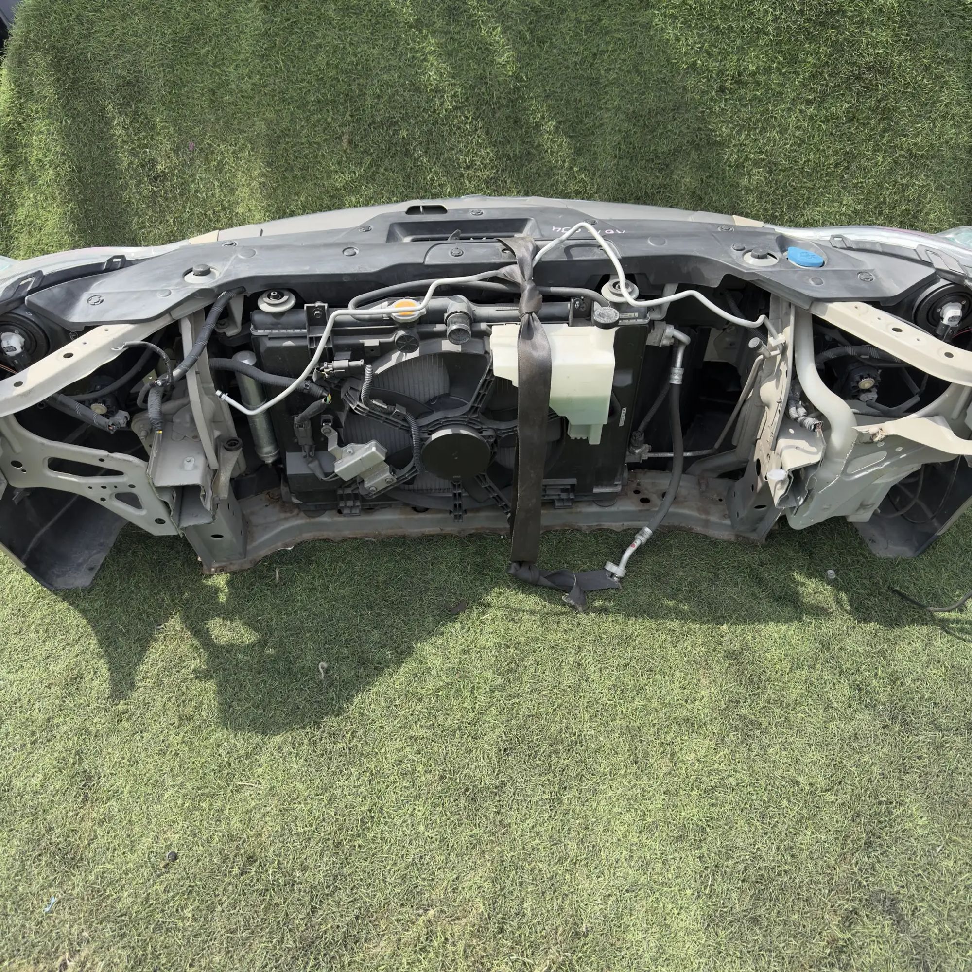 https://ycs.partsauto.market/partsauto-images/thmbs/userImages/772e461030aea93f4dbb6447c0f924d3/part/8becb836-6c0f-4209-af61-a7c795804c90_1778159027651.jpg