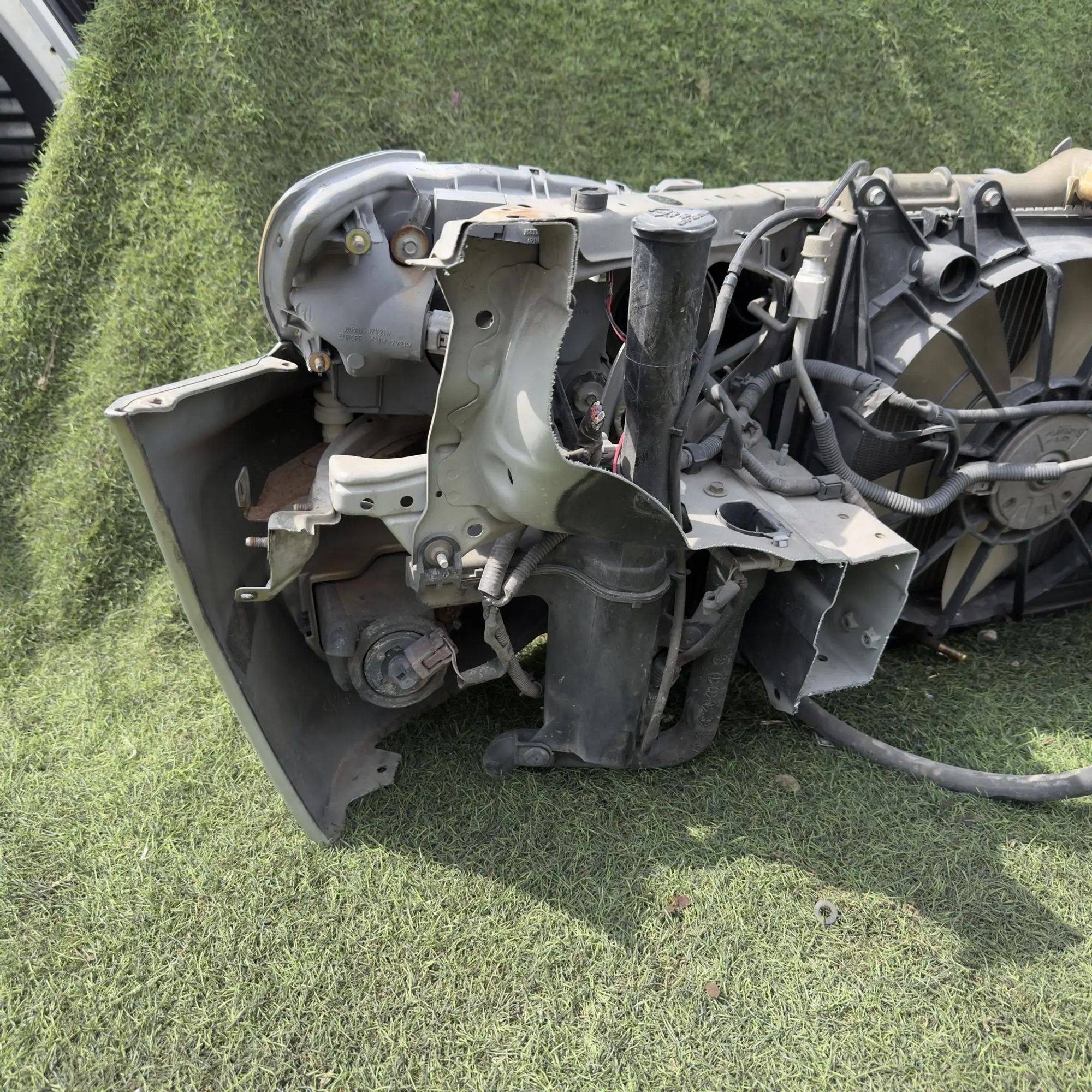 https://ycs.partsauto.market/partsauto-images/thmbs/userImages/772e461030aea93f4dbb6447c0f924d3/part/8c3bdac4-65f3-48e3-8386-b21dd15cbf89_1778159164559.jpg