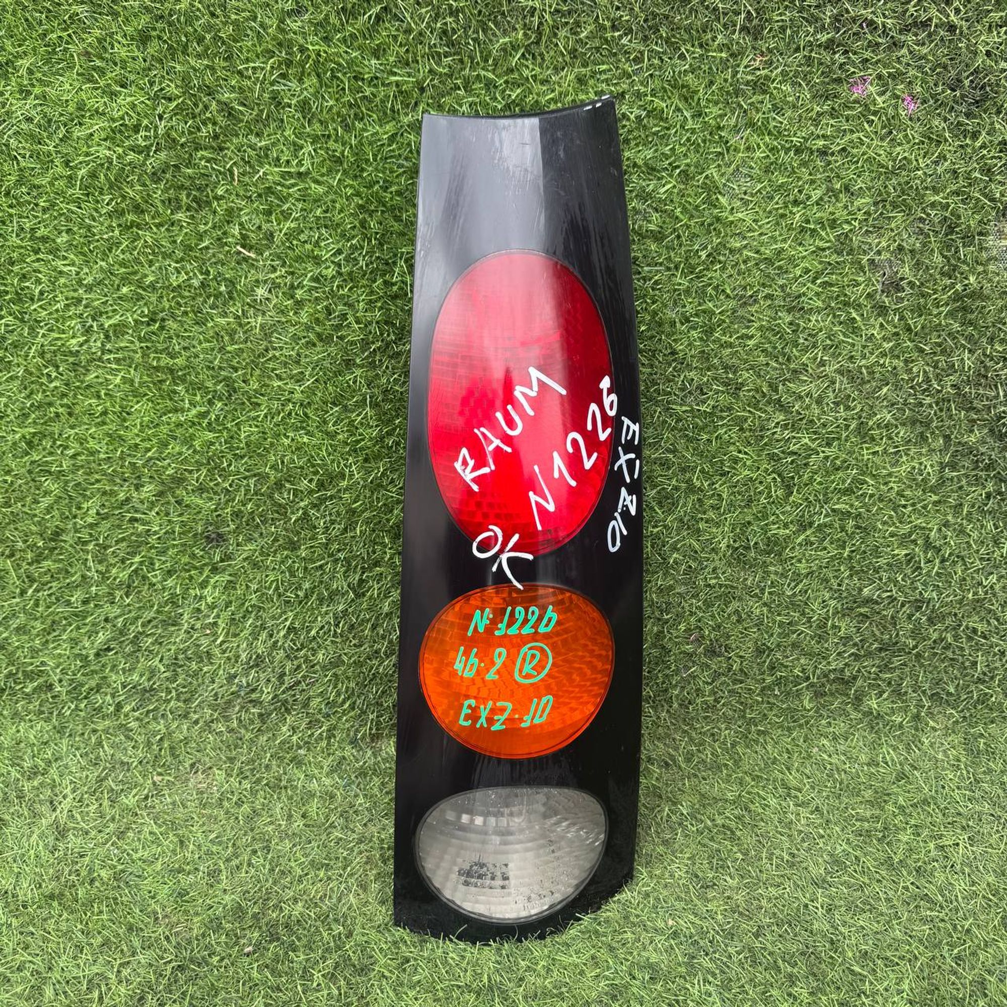 1226 Фонарь задний правый TOYOTA RAUM EXZ10, 4000 рублей, Невинномысск