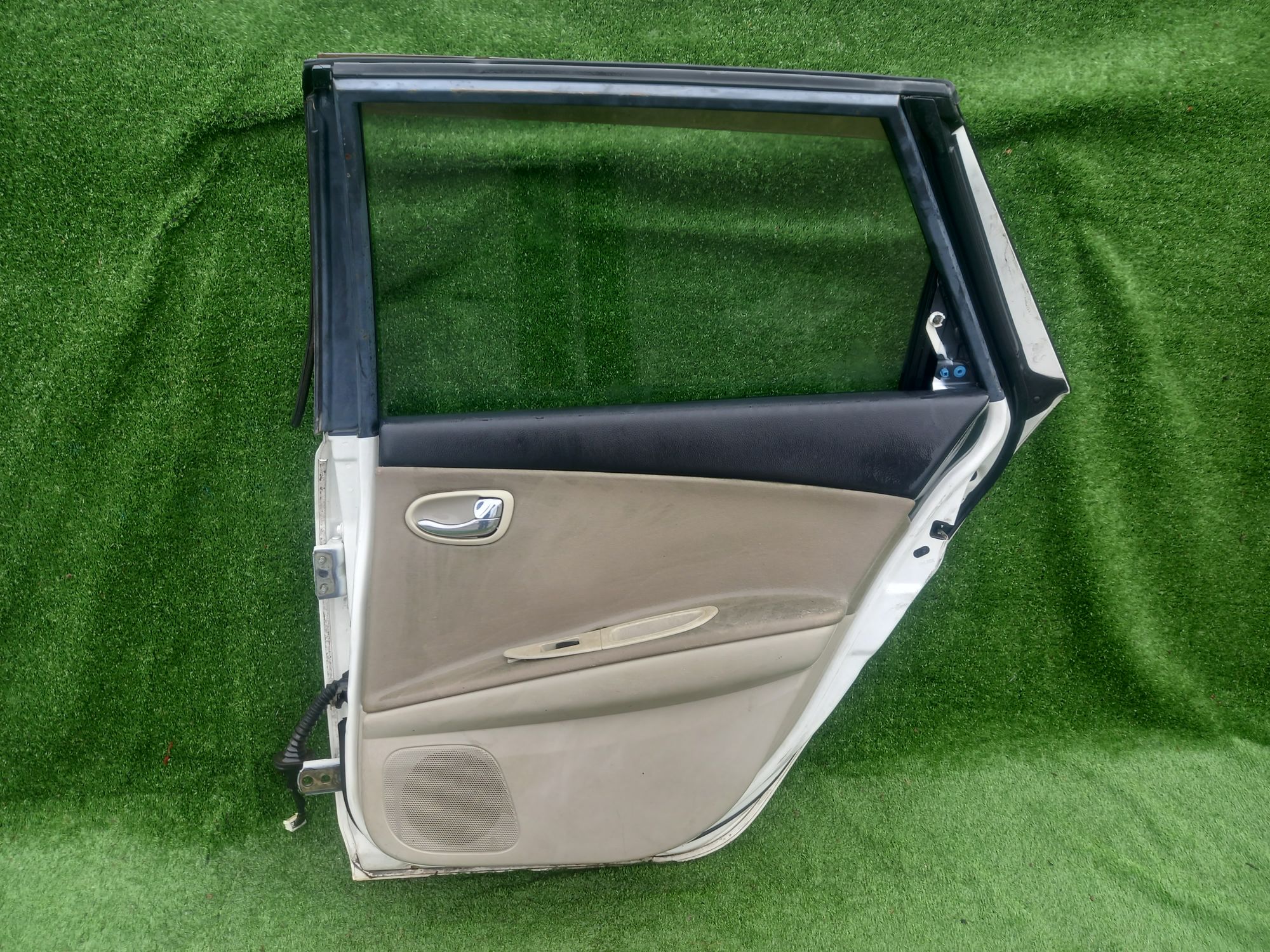 1089 дверь на NISSAN PRIMERA P12 WAGON, 12500 рублей, Невинномысск