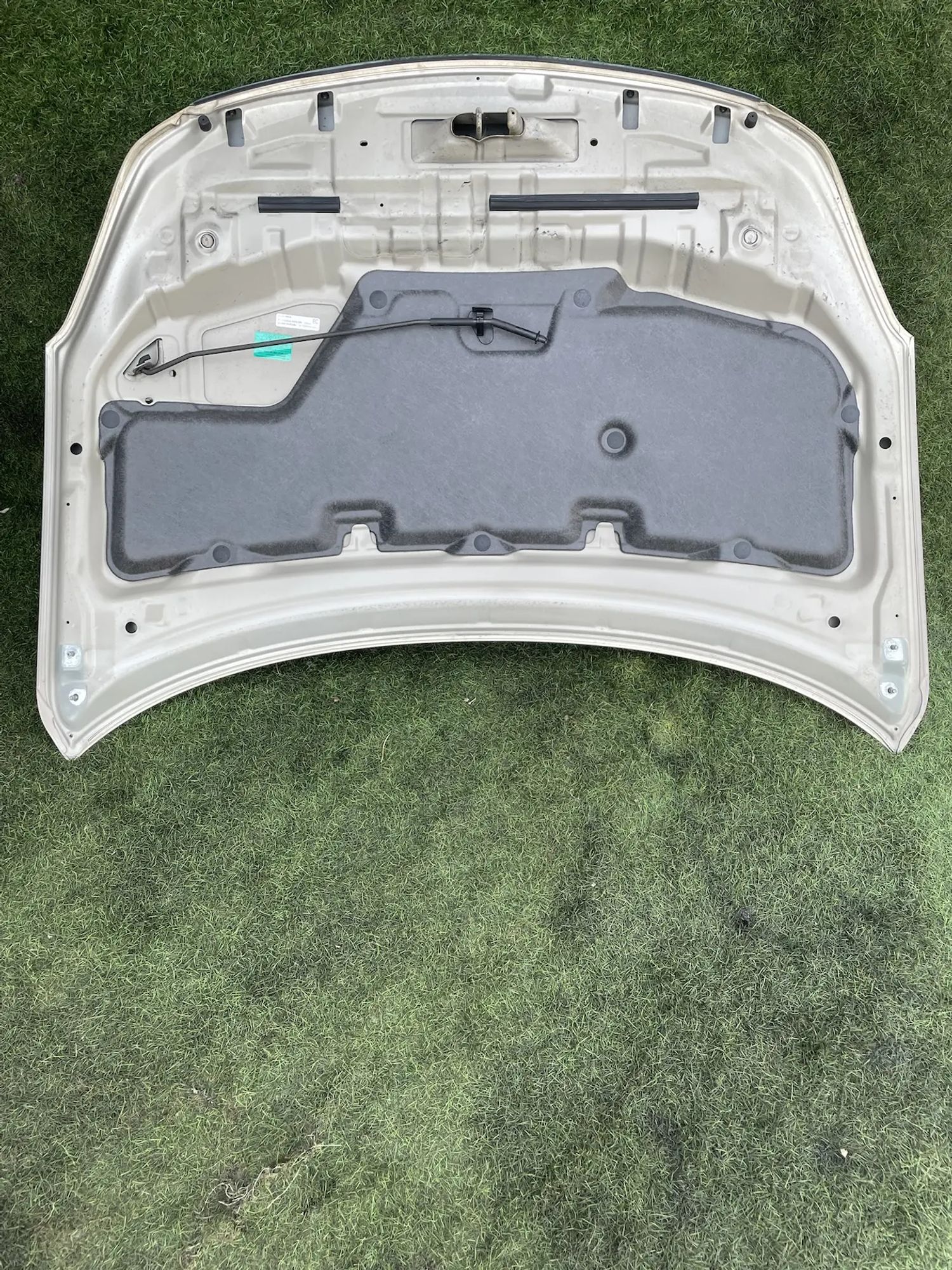 https://ycs.partsauto.market/partsauto-images/thmbs/userImages/772e461030aea93f4dbb6447c0f924d3/part/8d7773ed-98ff-4b8b-bde9-07889bf7865a_1778505291340.jpg