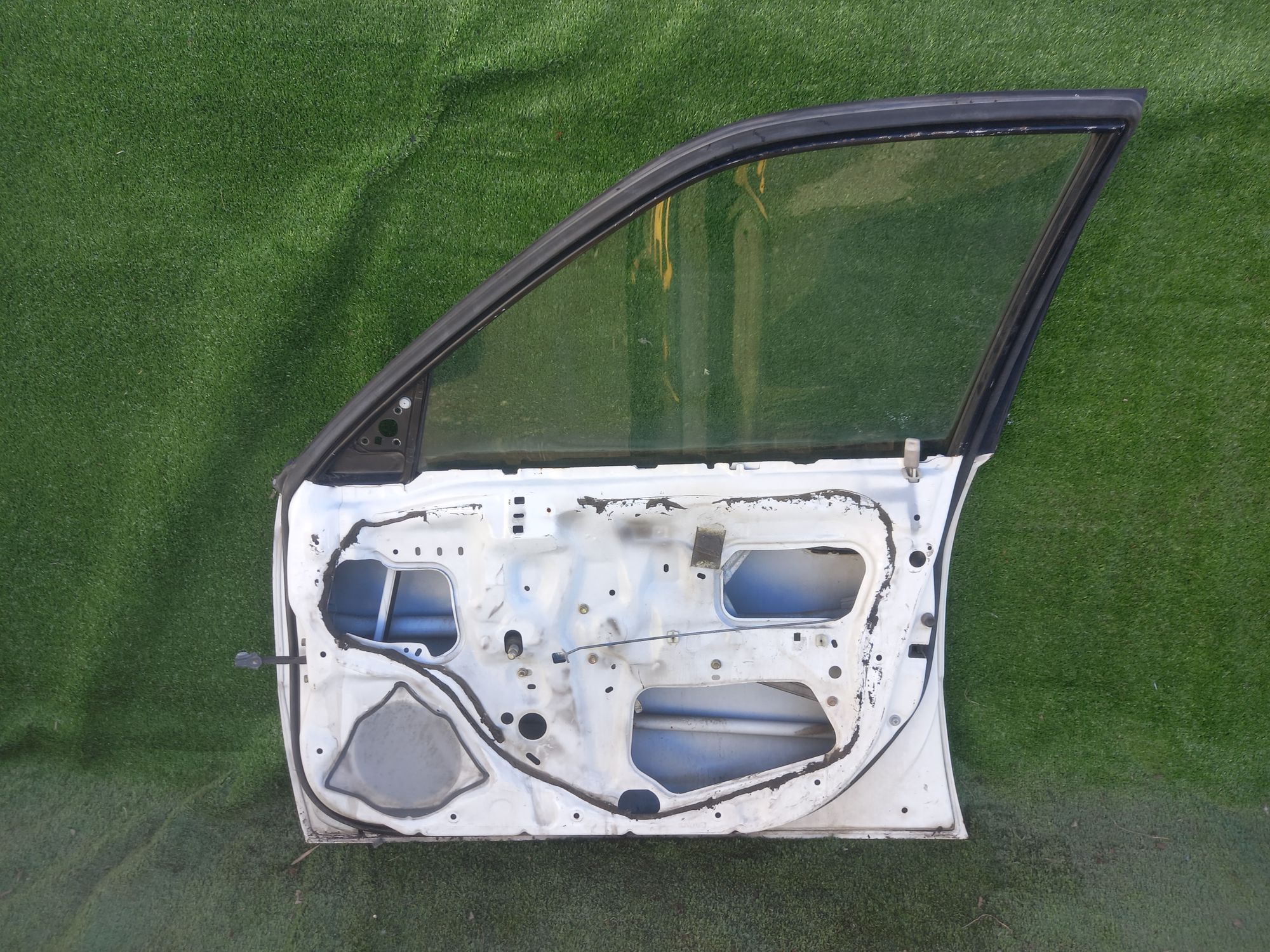 976 дверь на TOYOTA COROLLA CE103, 12500 рублей, Невинномысск