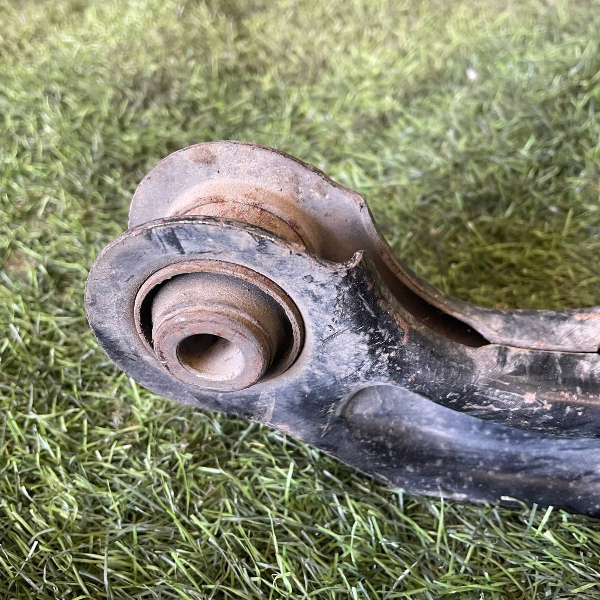 31 Рычаг задний поперечный нижний Honda Stepwgn RF3, 3000 рублей, Невинномысск