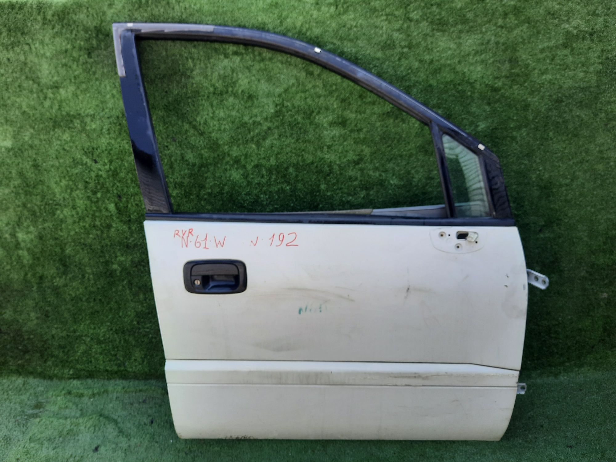 192 дверь на MITSUBISHI RVR N61W, 7000 рублей, Невинномысск