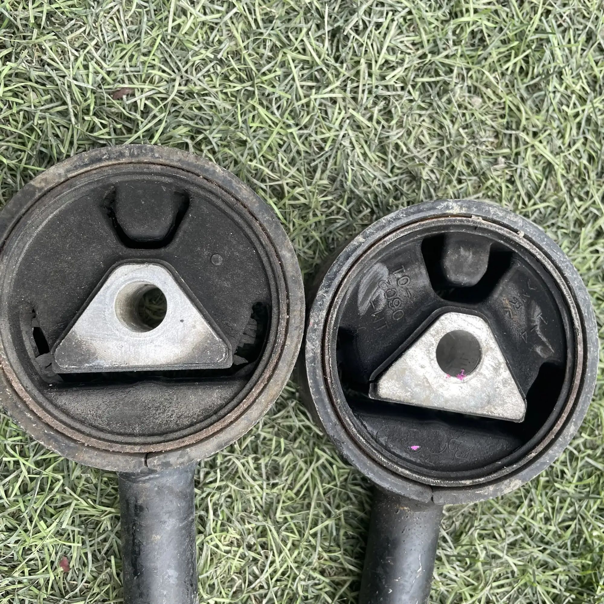 https://ycs.partsauto.market/partsauto-images/thmbs/userImages/772e461030aea93f4dbb6447c0f924d3/part/8e26d037-674e-4b40-a47e-9614a4018392_1779194789012.jpg