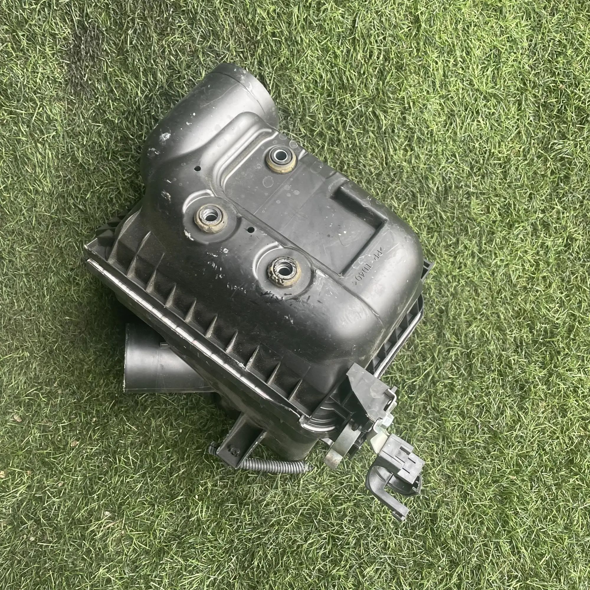 https://ycs.partsauto.market/partsauto-images/thmbs/userImages/772e461030aea93f4dbb6447c0f924d3/part/8e4fb2aa-326a-4238-b049-5b39b240267a_1776668991989.jpg