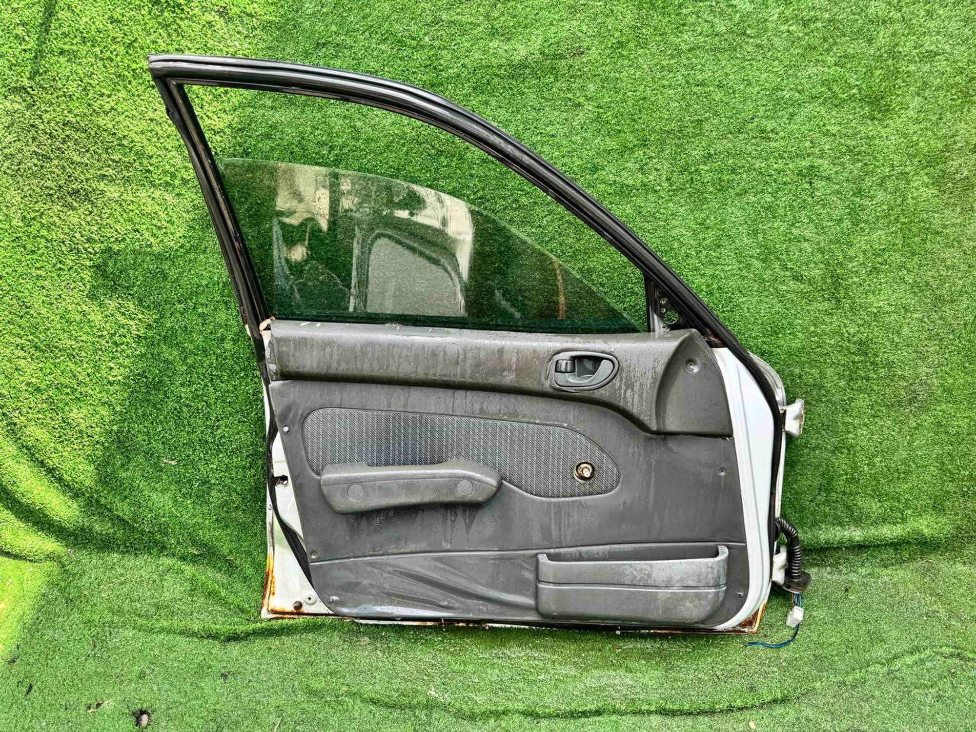 2118 дверь на MITSUBISHI GALANT E55A, 4500 рублей, Невинномысск