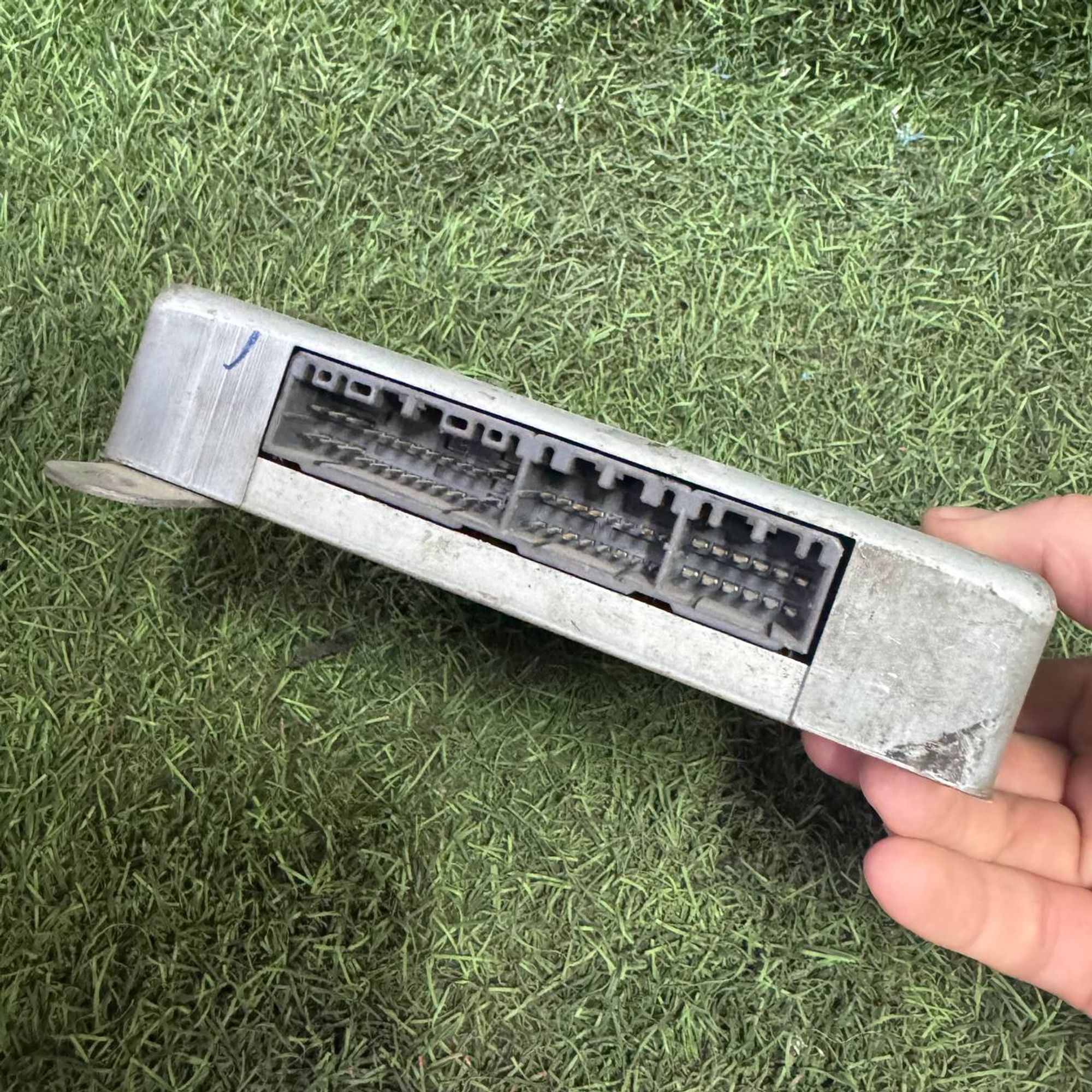 Блок управления двигателем Mazda SGLW, 1 рублей, Невинномысск