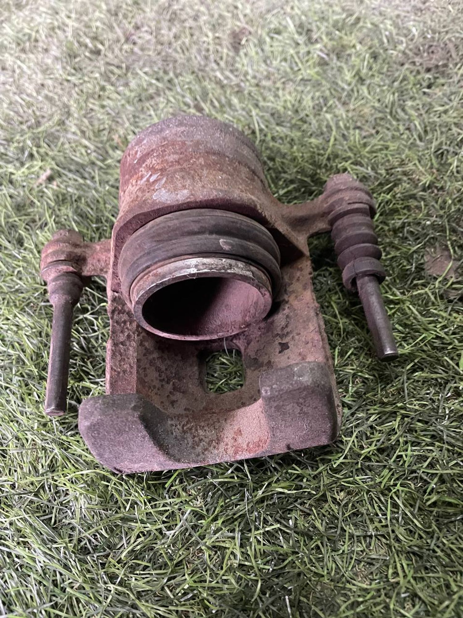 475 Суппорт тормозной передний правый NISSAN CUBE Z10, 3000 рублей, Невинномысск