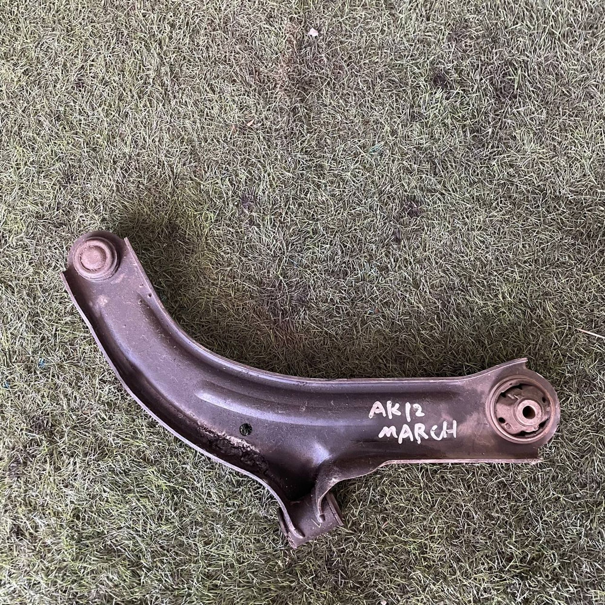 229 Рычаг передний левый нижний NISSAN MARCH AK12, 4000 рублей, Невинномысск