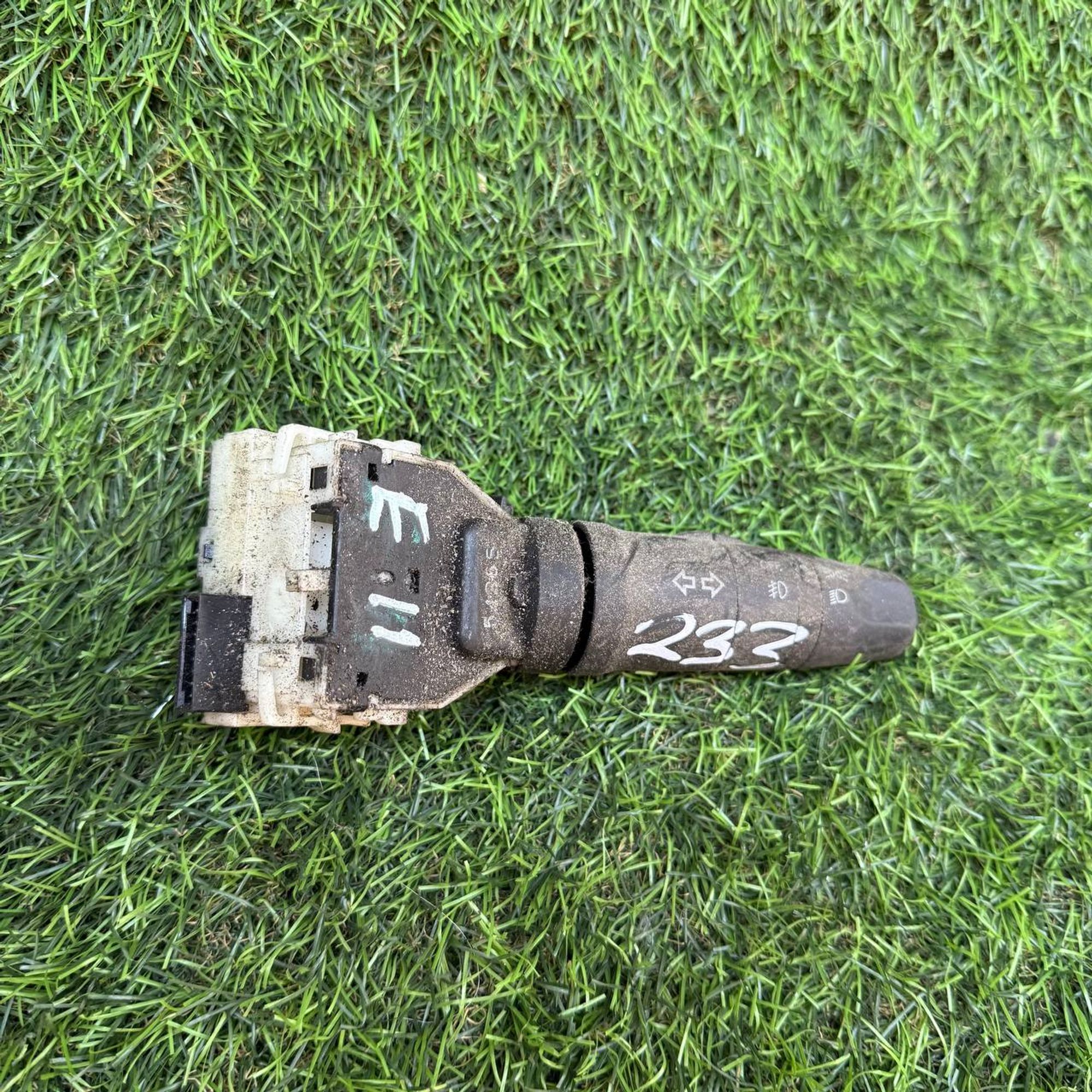 233 Подрулевой переключатель дворников Nissan E11, 2500 рублей, Невинномысск