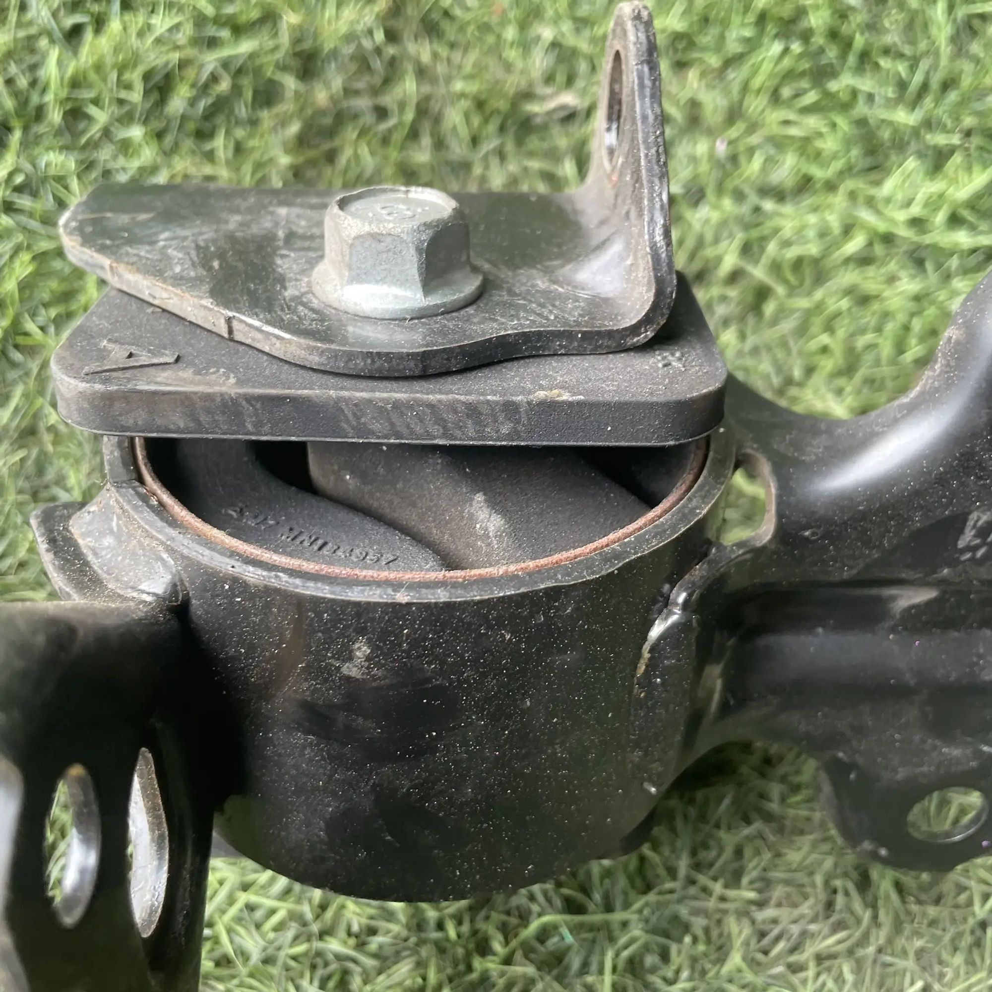 https://ycs.partsauto.market/partsauto-images/thmbs/userImages/772e461030aea93f4dbb6447c0f924d3/part/8f3408fe-c4a9-4168-88ea-f31d871c52e4_1776935815440.jpg