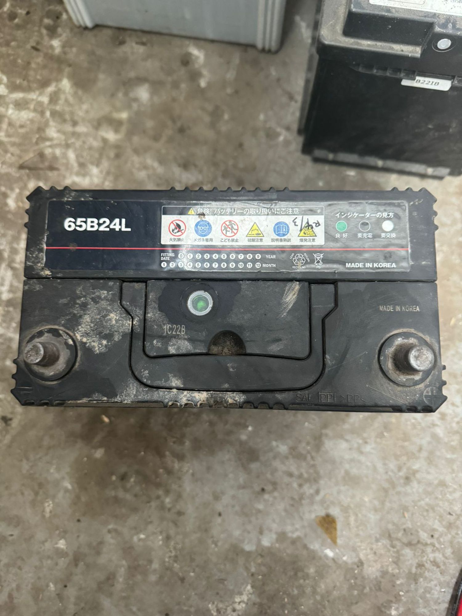 https://ycs.partsauto.market/partsauto-images/thmbs/userImages/772e461030aea93f4dbb6447c0f924d3/part/8f65a595-fa21-4c3b-bb34-3473d5b21e91_1715763497189.jpg