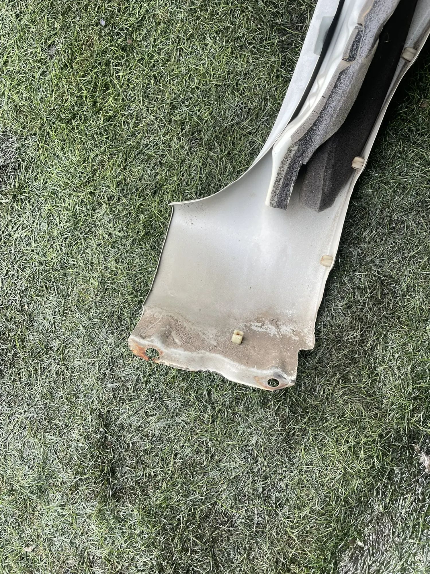 https://ycs.partsauto.market/partsauto-images/thmbs/userImages/772e461030aea93f4dbb6447c0f924d3/part/8f918052-61b6-4609-a89f-1b7d208e8ba6_1776151092568.jpg