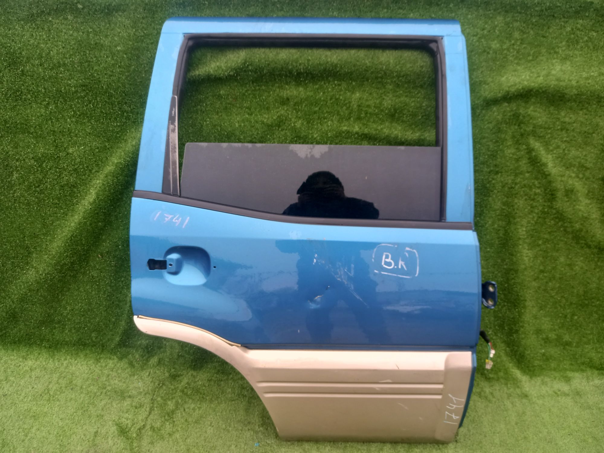 1741 дверь на NISSAN MISTRAL R20, 5500 рублей, Невинномысск