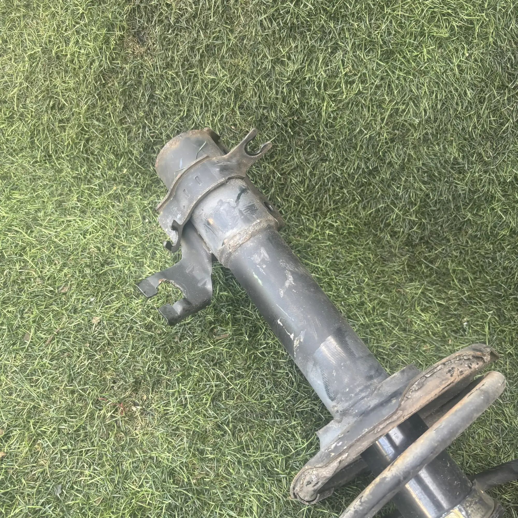 https://ycs.partsauto.market/partsauto-images/thmbs/userImages/772e461030aea93f4dbb6447c0f924d3/part/8f9f4bb5-478f-47fc-8b90-e7ba1e4ade25_1776864438333.jpg