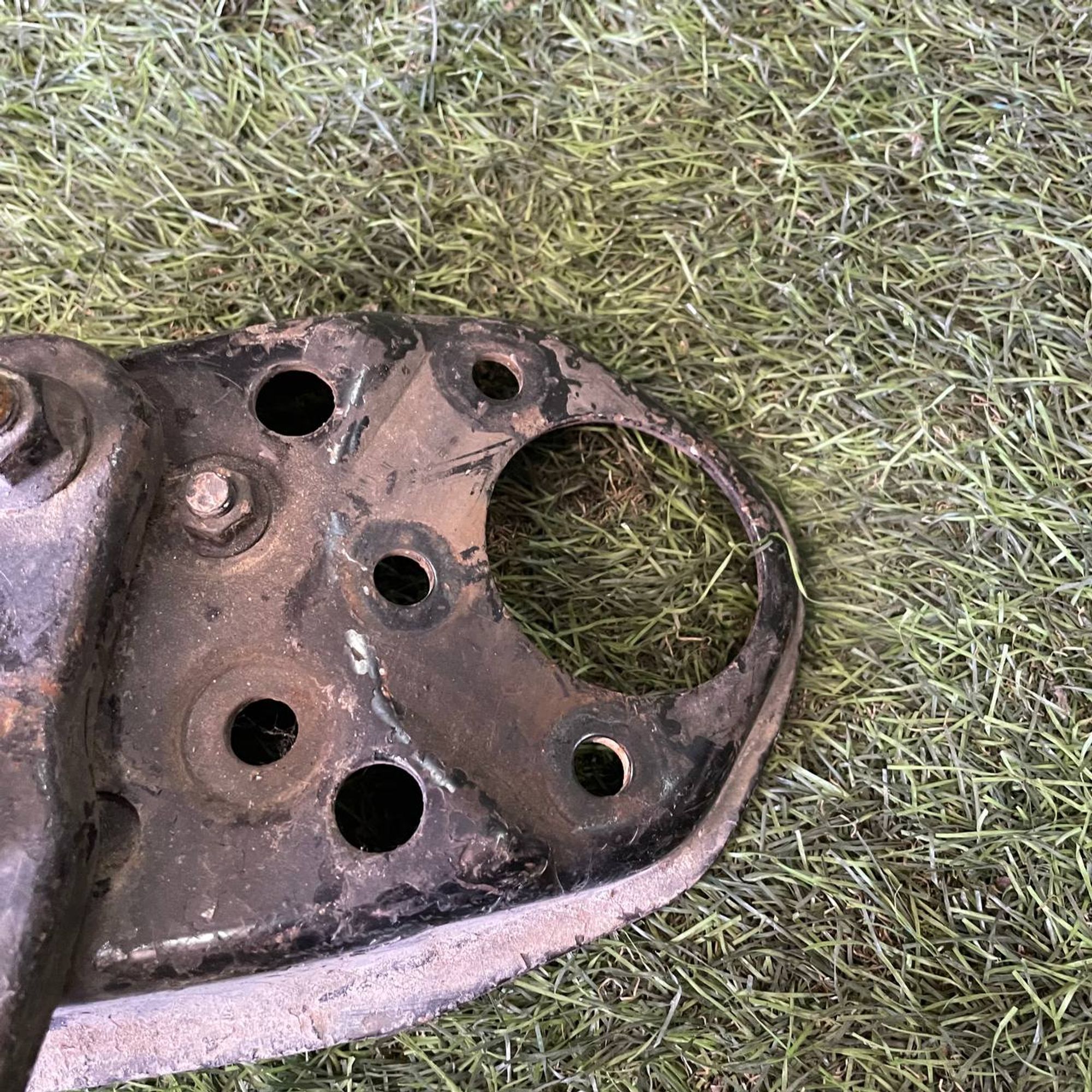 38 Рычаг передний левый нижний Mazda Bongo SSF8, 2000 рублей, Невинномысск