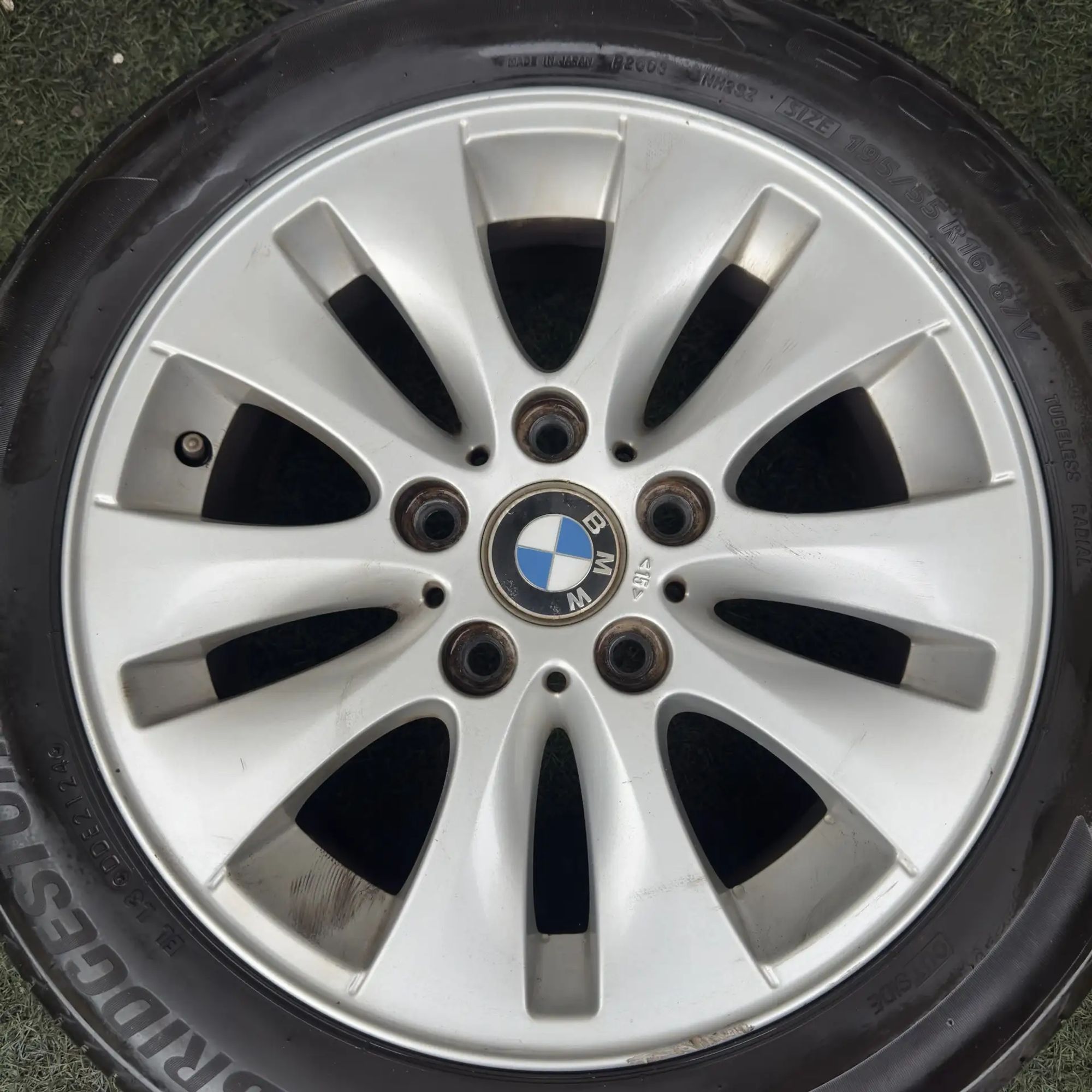 https://ycs.partsauto.market/partsauto-images/thmbs/userImages/772e461030aea93f4dbb6447c0f924d3/part/900b1f0a-8a3f-4a31-93a2-a6be1997c8d2_1777988246886.jpg