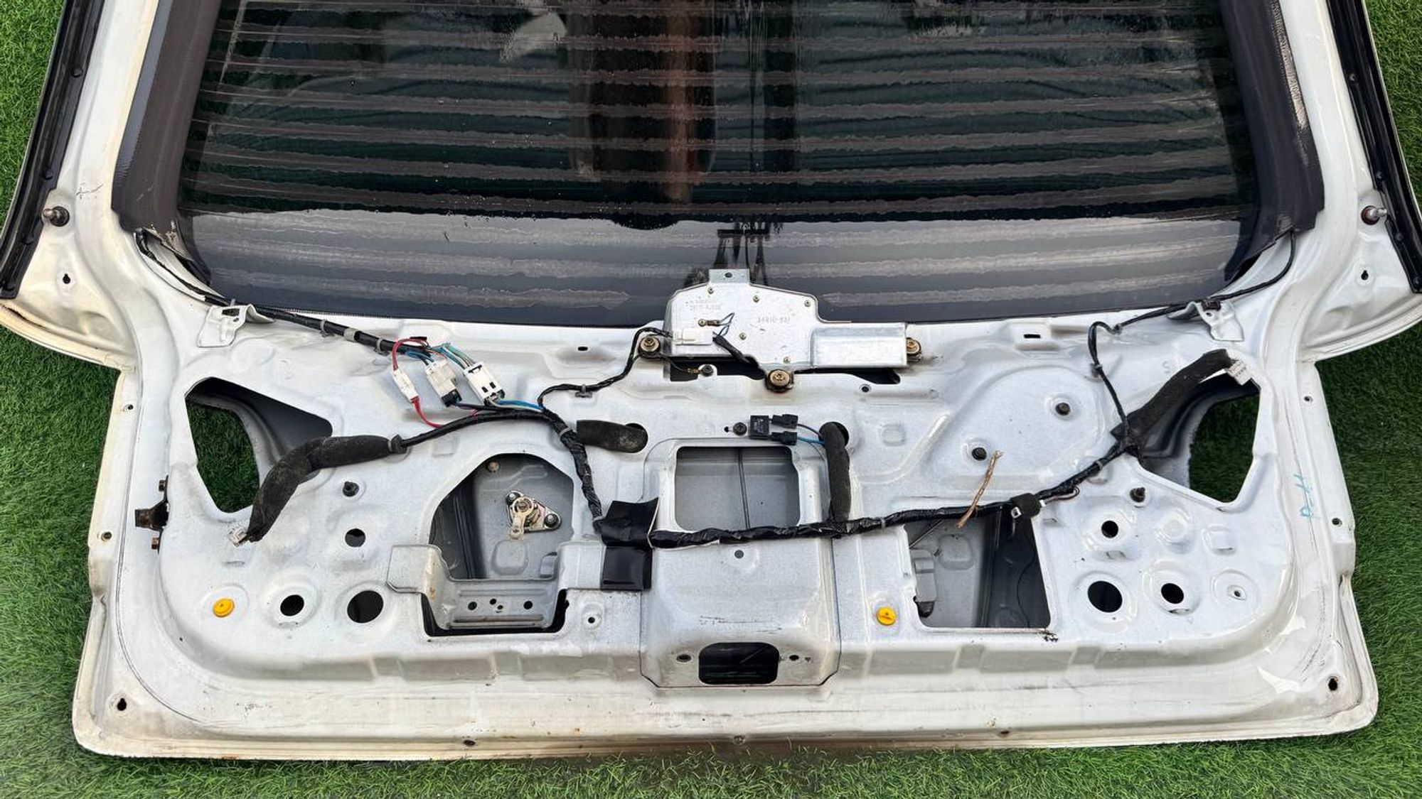 111 дверь багажника на NISSAN PRIMERA P11, 12500 рублей, Невинномысск