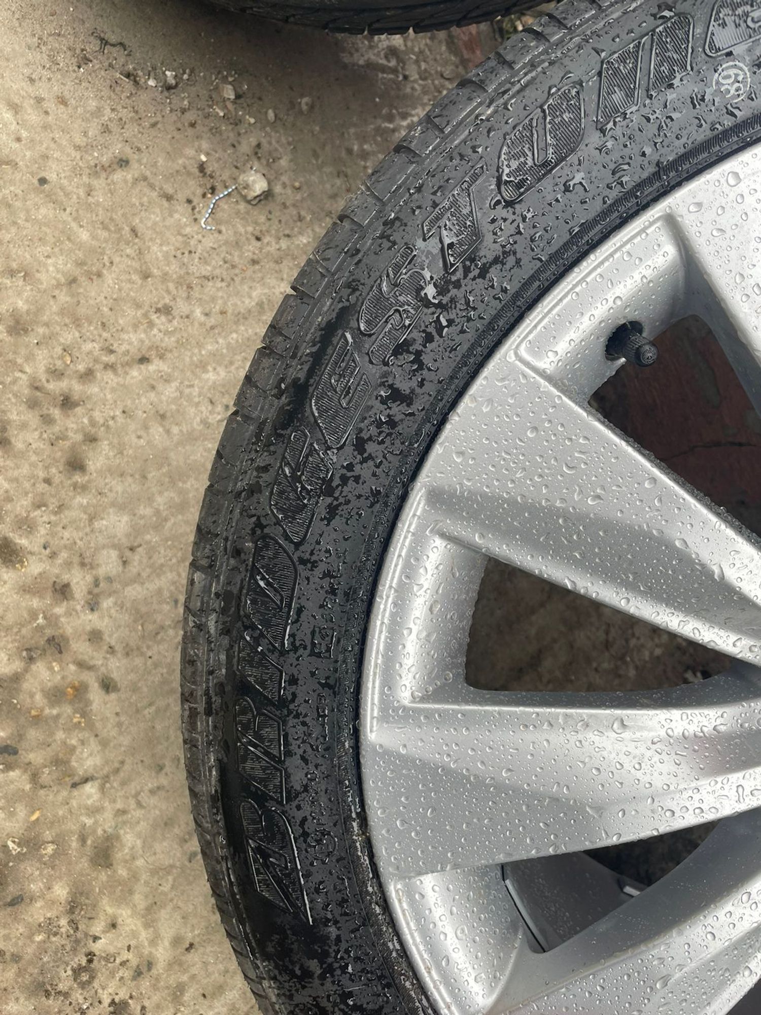 1 Шины Bridgestone Potenza RE040 255/45 R18, 10000 рублей, Невинномысск