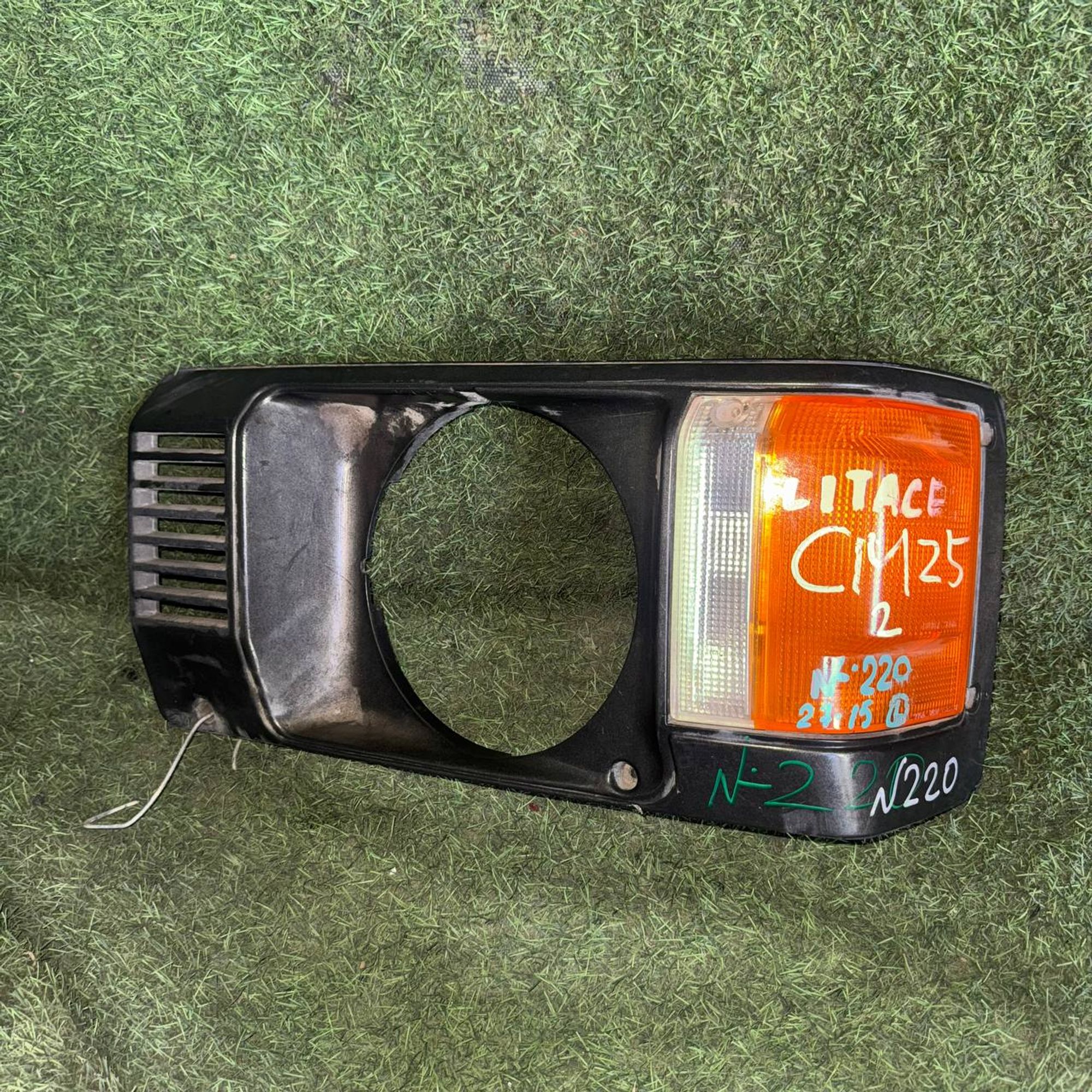 220 Фонарь габаритный левый TOYOTA LITEACE CM21, 2500 рублей, Невинномысск