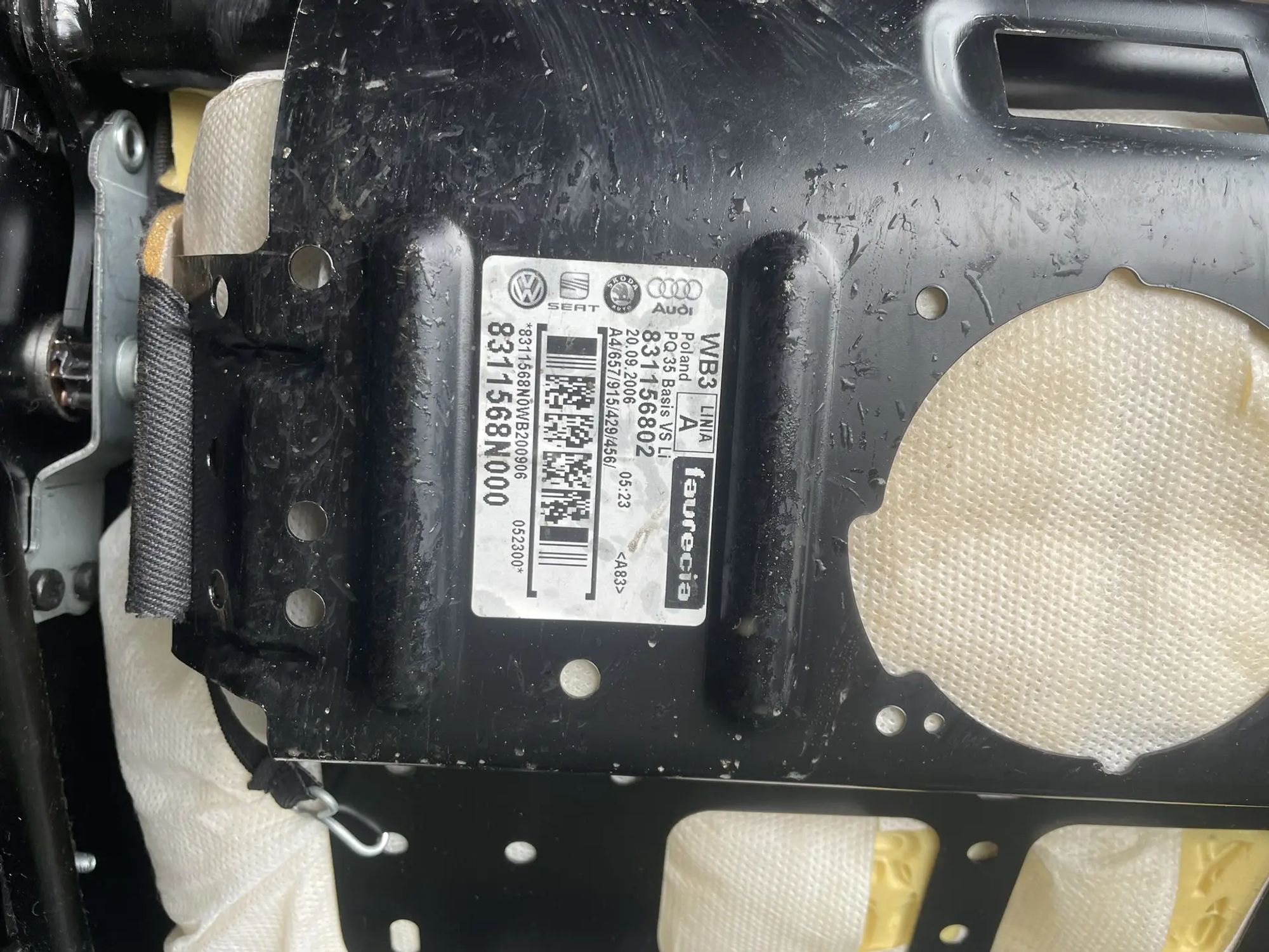 https://ycs.partsauto.market/partsauto-images/thmbs/userImages/772e461030aea93f4dbb6447c0f924d3/part/90c6ff1c-e83a-49da-8e9a-d05ad099b248_1777968529180.jpg