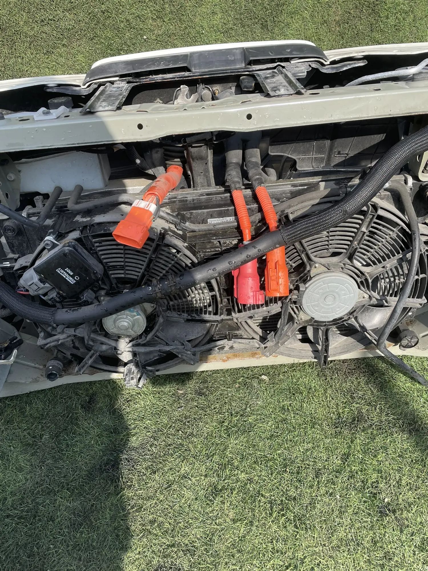 https://ycs.partsauto.market/partsauto-images/thmbs/userImages/772e461030aea93f4dbb6447c0f924d3/part/90e2e74f-f107-4987-922b-1aff962842c1_1776333023361.jpg