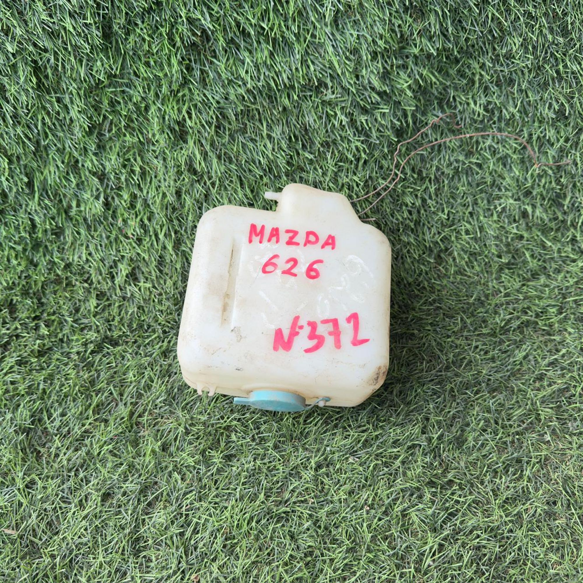 372 Бачок омывателя MAZDA 626, 1500 рублей, Невинномысск