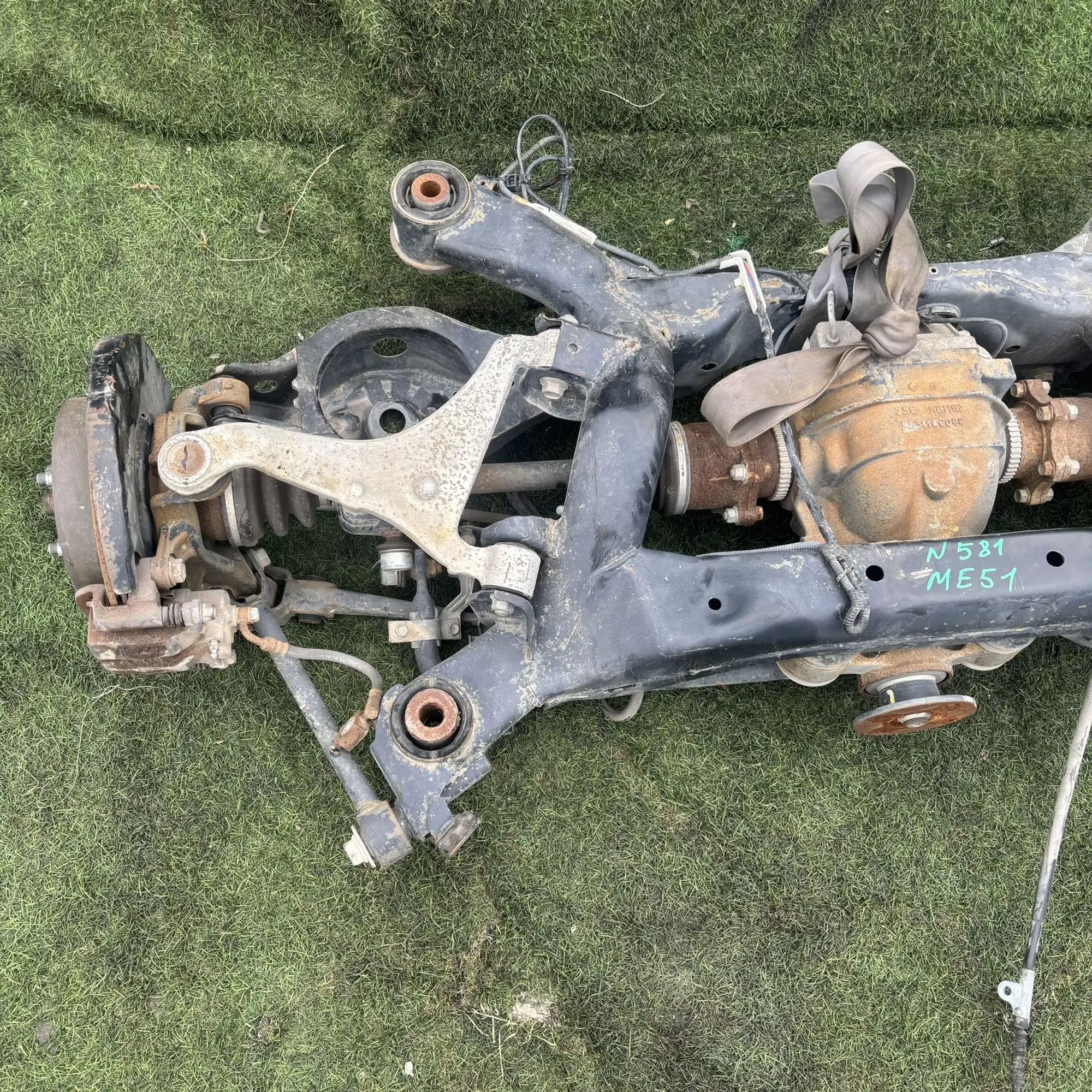https://ycs.partsauto.market/partsauto-images/thmbs/userImages/772e461030aea93f4dbb6447c0f924d3/part/92342266-a202-4de2-afc0-901dfaf0c653_1777016129784.jpg