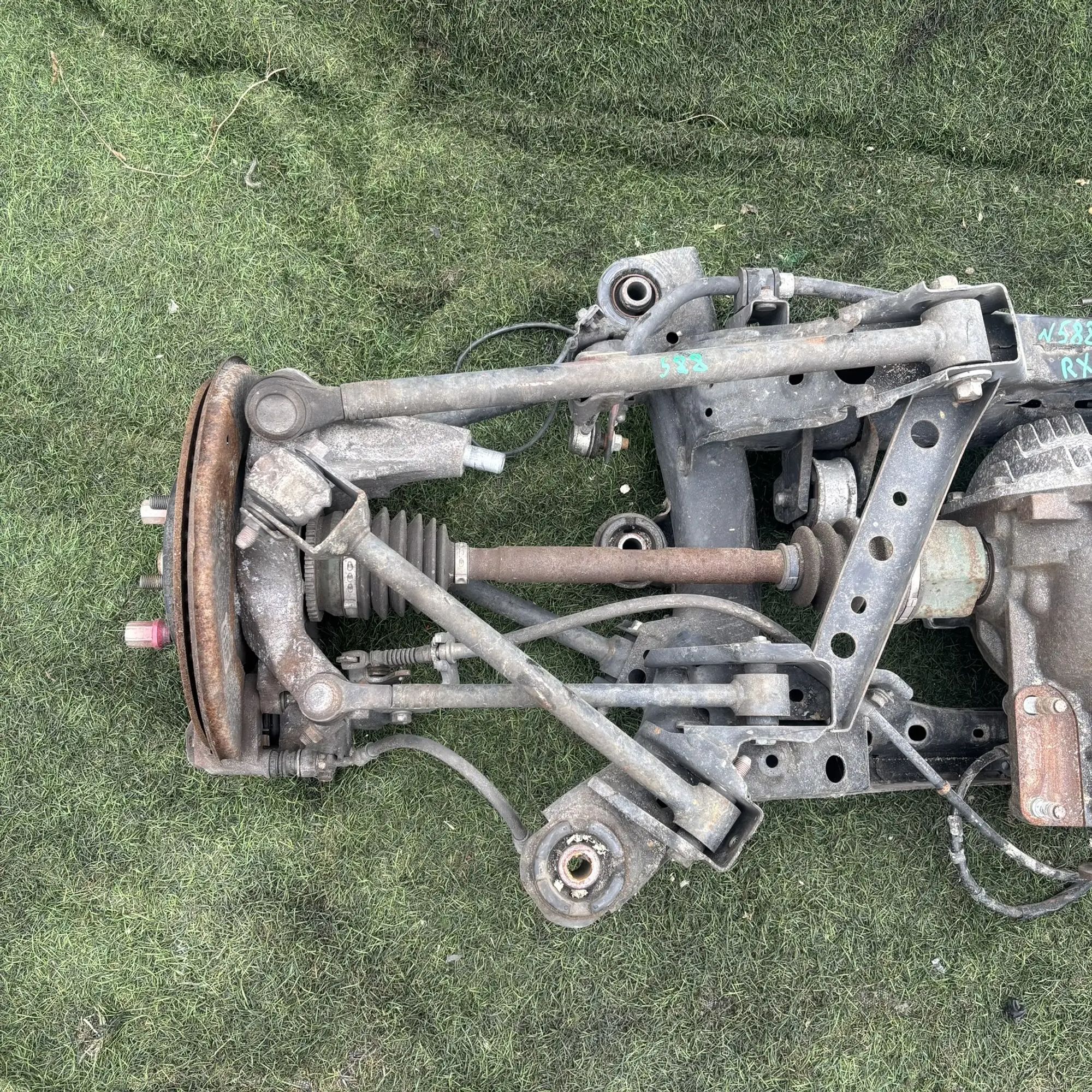https://ycs.partsauto.market/partsauto-images/thmbs/userImages/772e461030aea93f4dbb6447c0f924d3/part/927f2465-e438-4a14-a24e-2e70c8ec3b99_1777026876479.jpg