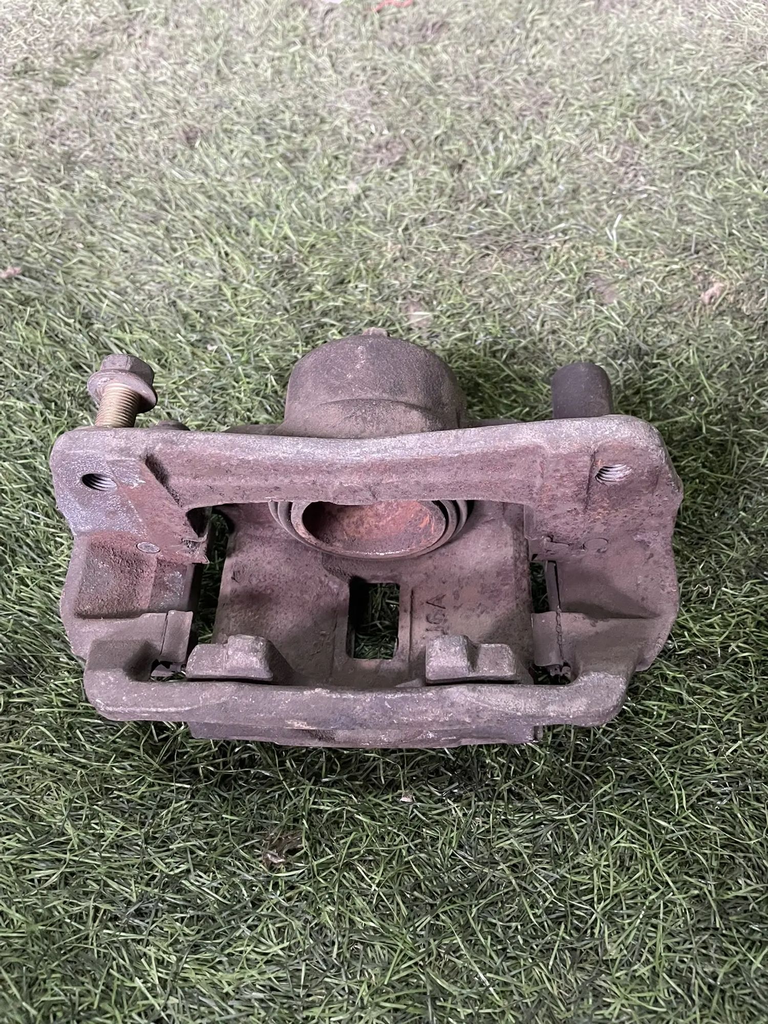 614 Суппорт тормозной передний левый MAZDA ATENZA GY5W, 3000 рублей, Невинномысск