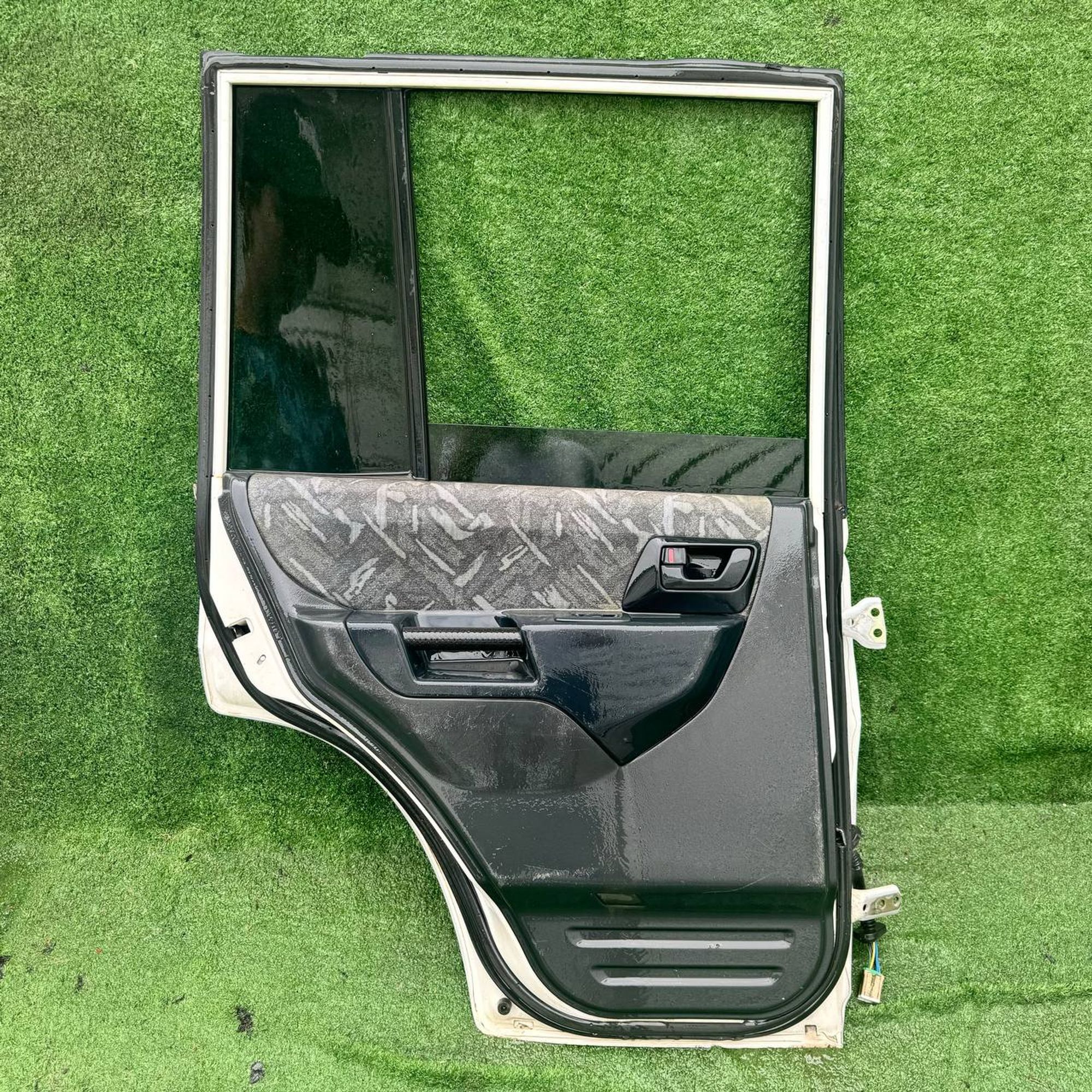 768 дверь на MITSUBISHI PAJERO IO H76W, 15000 рублей, Невинномысск