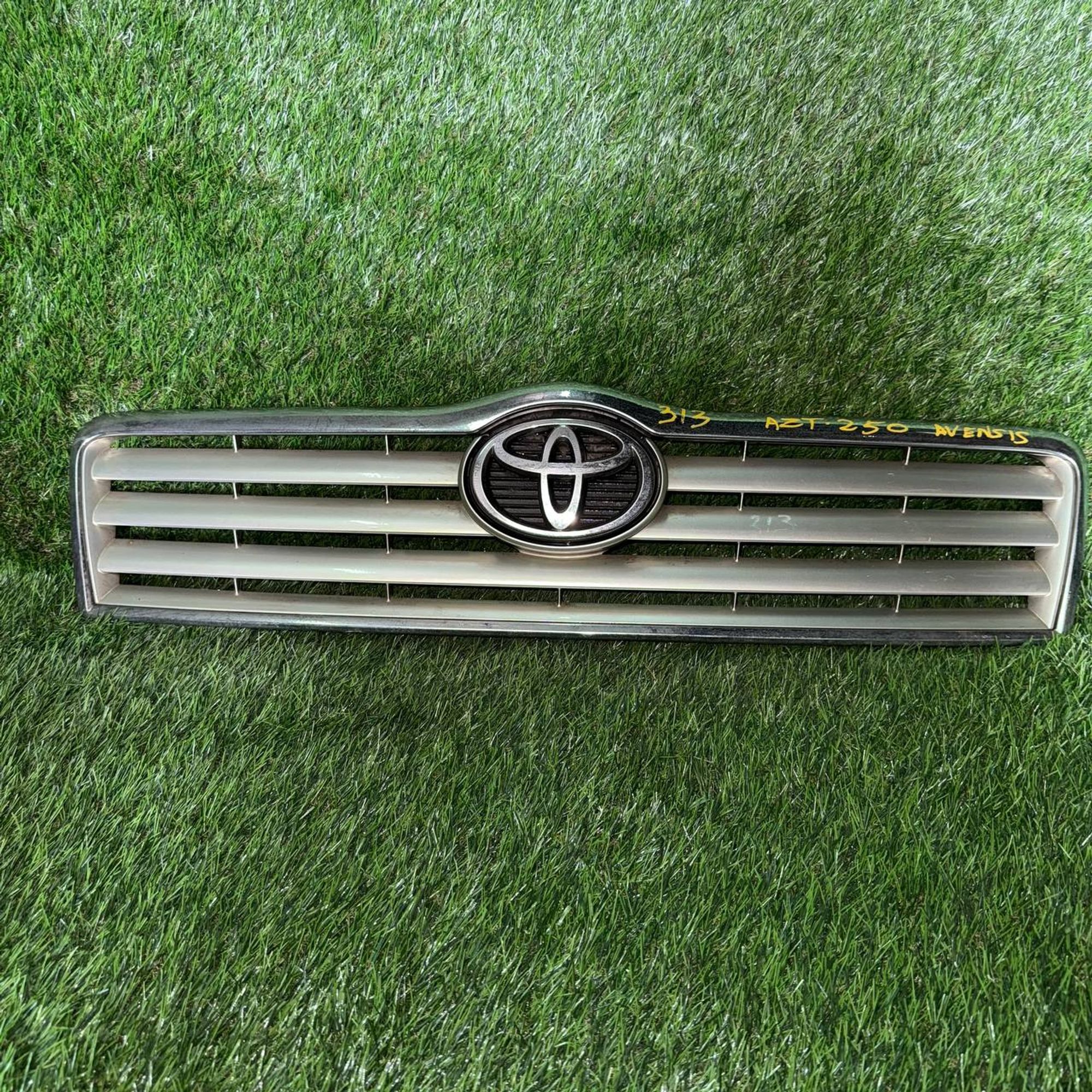 313 Решетка радиатора TOYOTA AVENSIS AZT250, 5500 рублей, Невинномысск