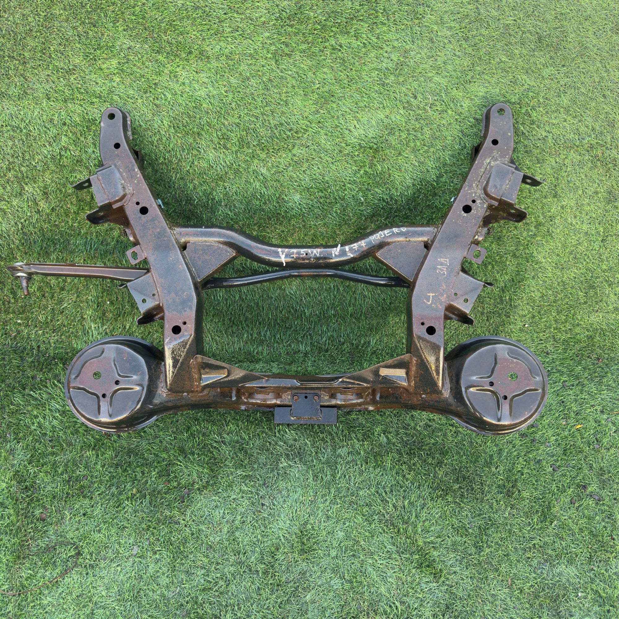 177 Подрамник задний MITSUBISHI PAJERO V75W, 15000 рублей, Невинномысск