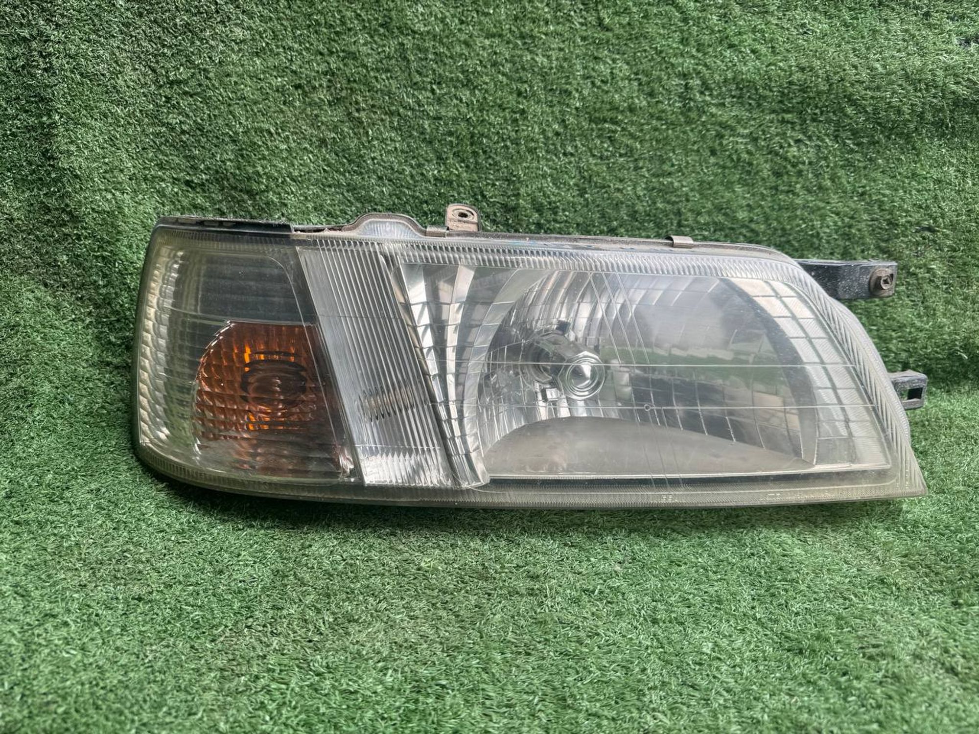 1261 Фара правая NISSAN BLUEBIRD U14, 8000 рублей, Невинномысск