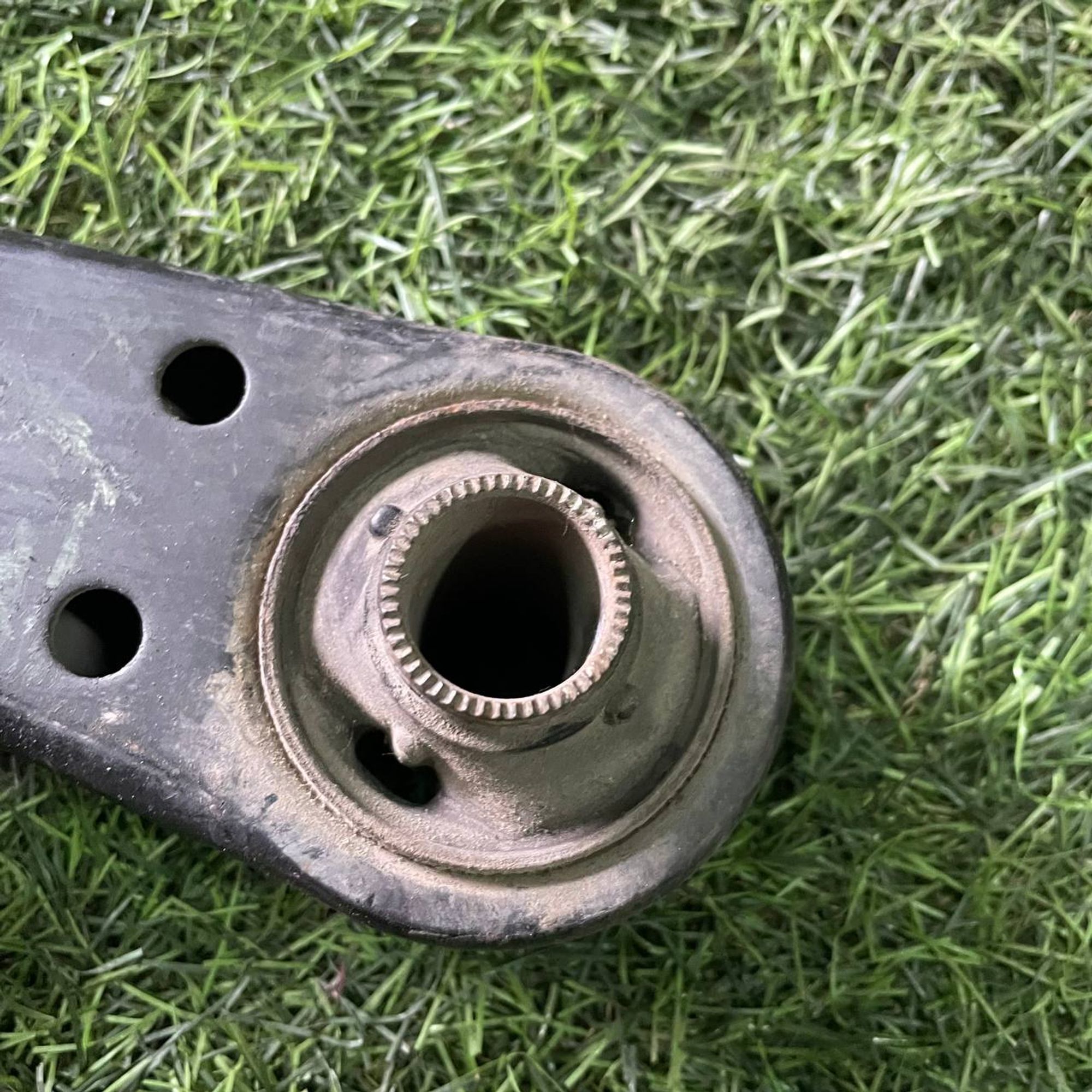 174 Рычаг передний левый нижний TOYOTA SPRINTER AE111, 3500 рублей, Невинномысск