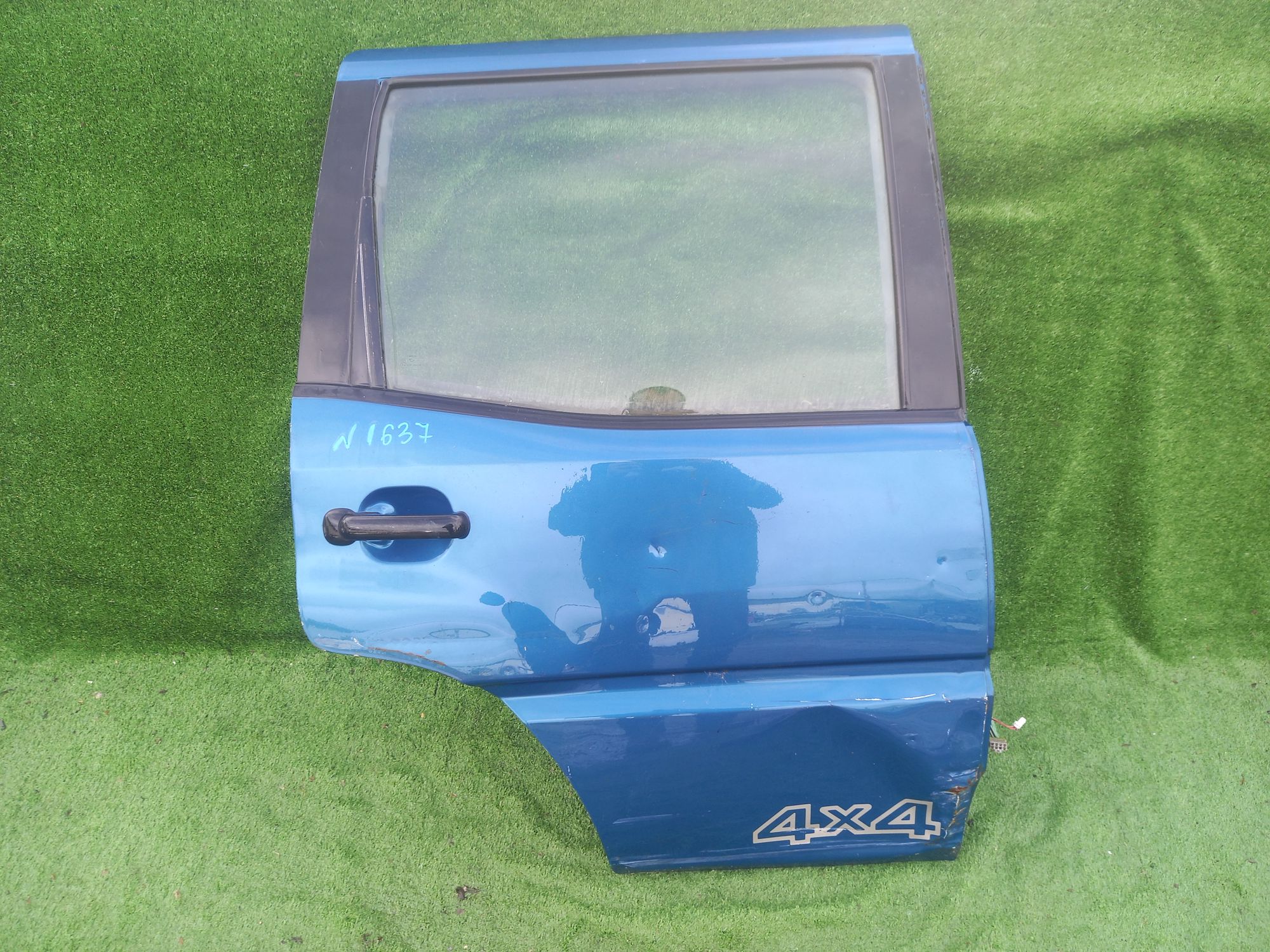 1637 Дверь задняя правая Nissan Mistral R20, 5500 рублей, Невинномысск