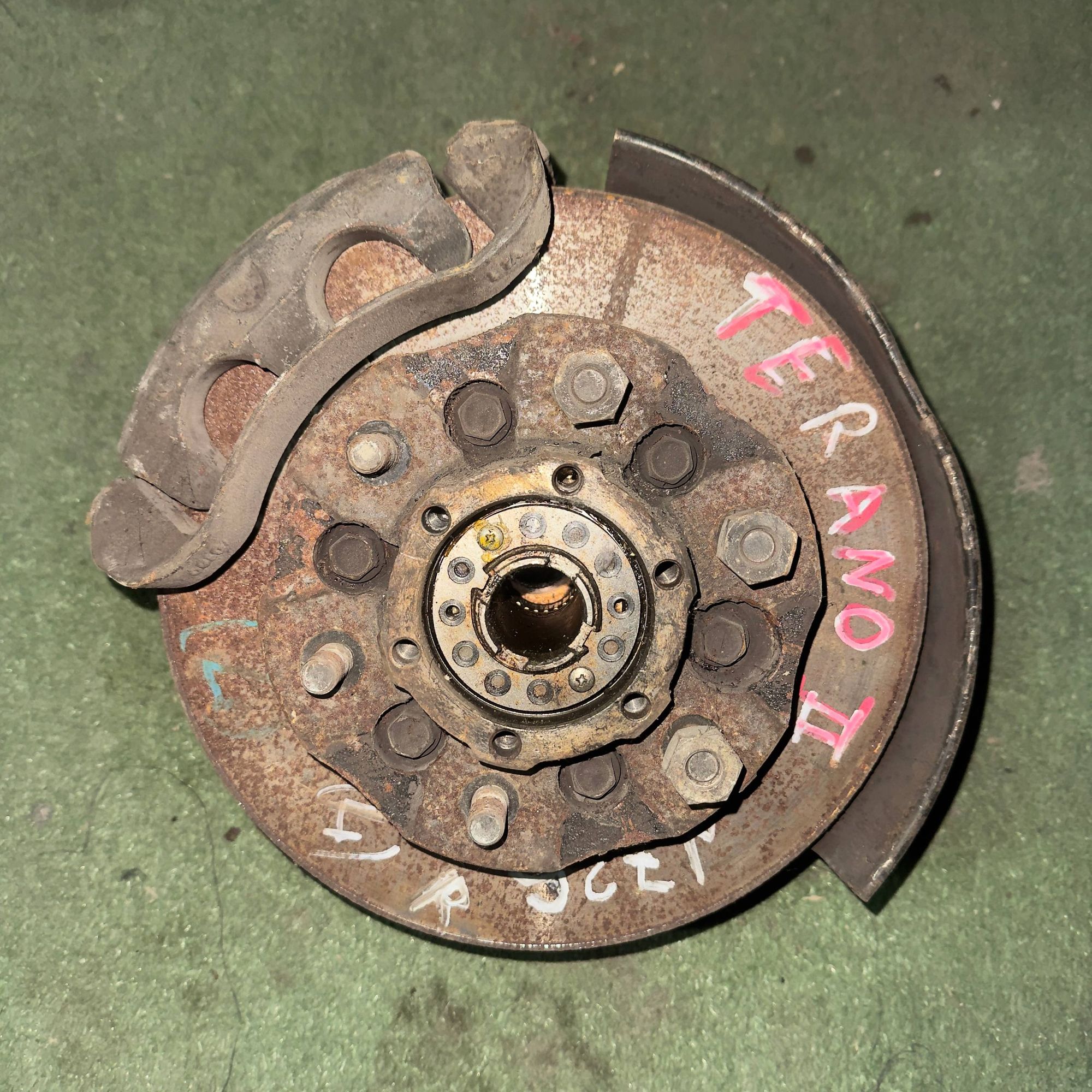 726 Ступица передняя правая NISSAN TERRANO D21, 24000 рублей, Невинномысск