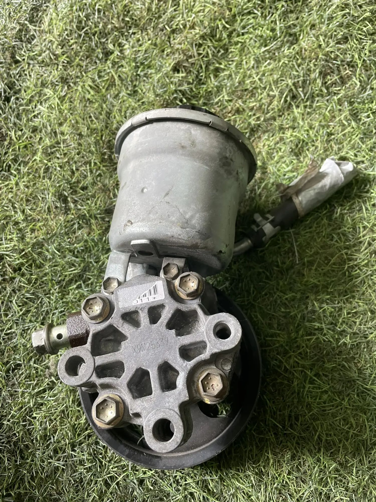 https://ycs.partsauto.market/partsauto-images/thmbs/userImages/772e461030aea93f4dbb6447c0f924d3/part/94732339-a075-4d02-96f1-d2e6b38ee4a7_1775814631328.jpg