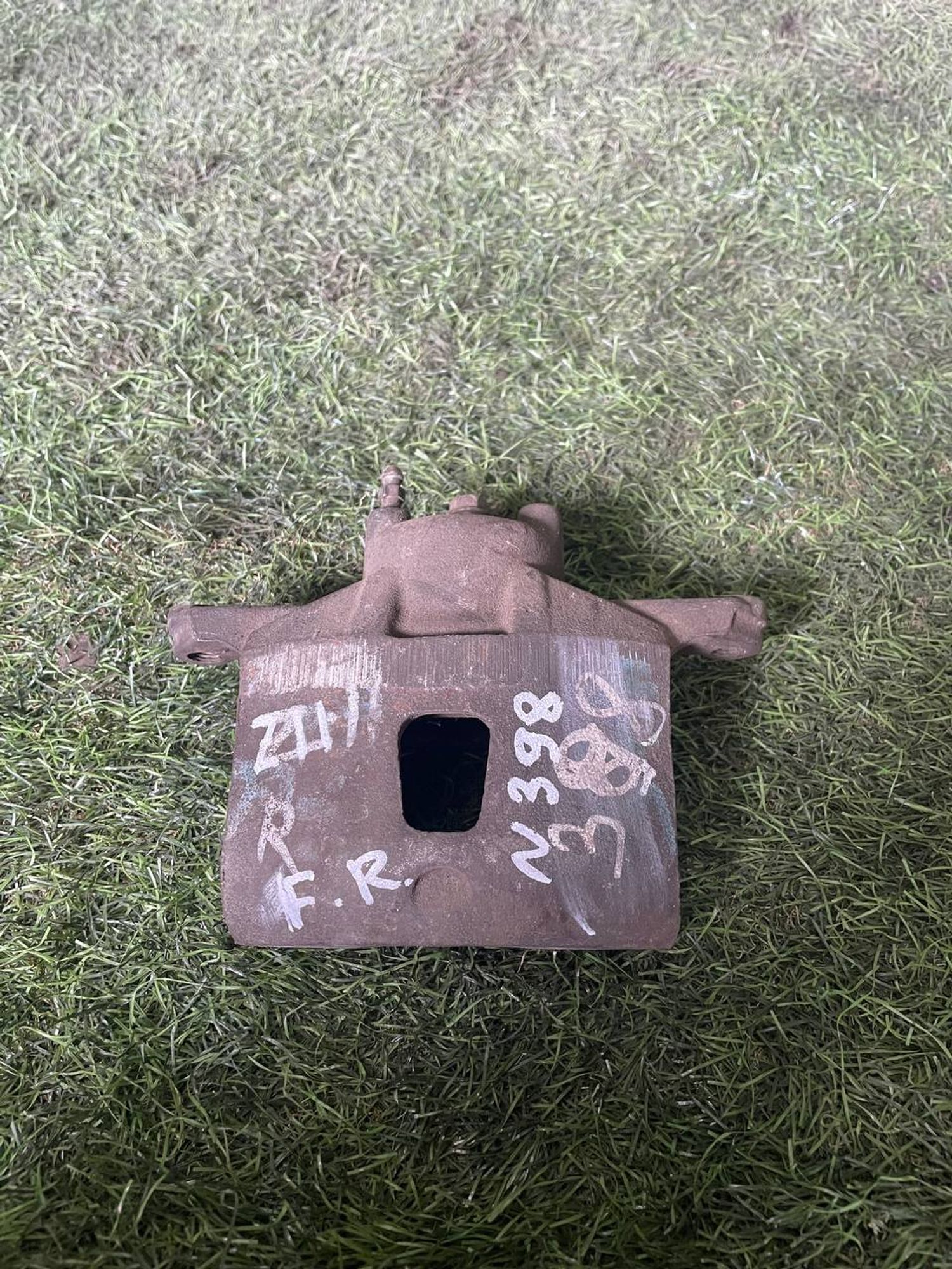 398 Суппорт тормозной передний правый NISSAN CUBE Z11, 3000 рублей, Невинномысск