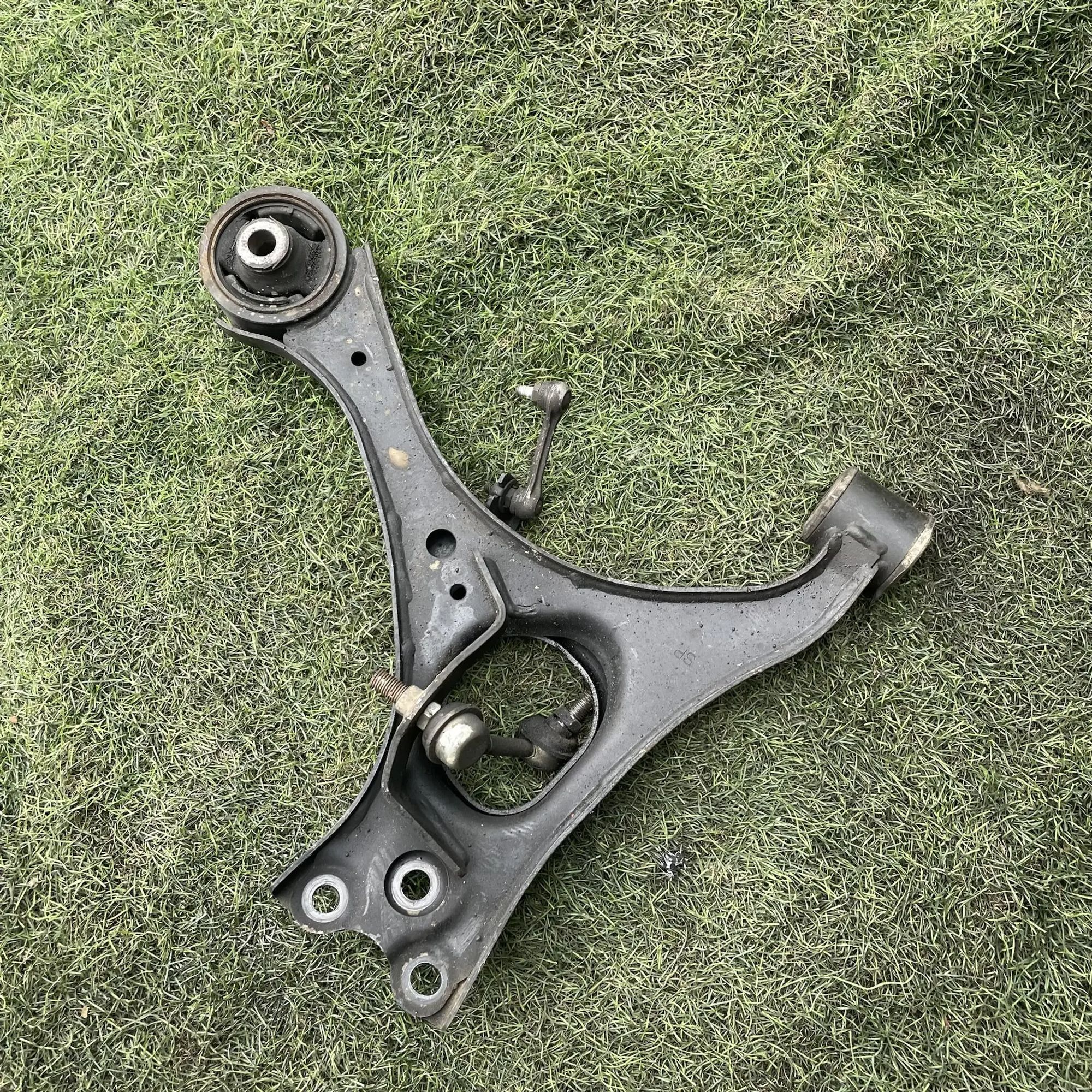 https://ycs.partsauto.market/partsauto-images/thmbs/userImages/772e461030aea93f4dbb6447c0f924d3/part/949beff9-e02b-4a3c-9cf1-9a47f90a1b6d_1779256898402.jpg
