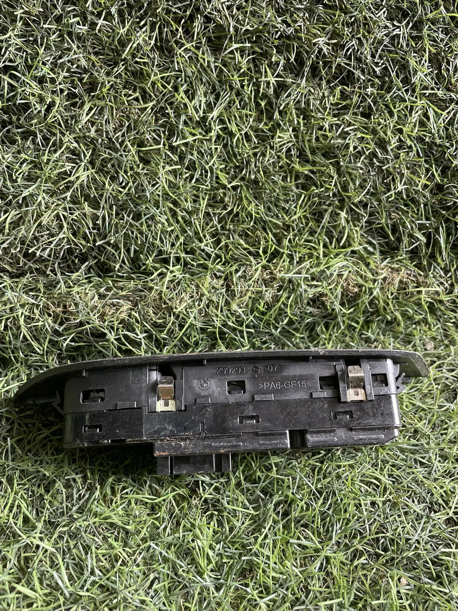 https://ycs.partsauto.market/partsauto-images/thmbs/userImages/772e461030aea93f4dbb6447c0f924d3/part/9541c011-1e5d-41f8-afd3-58cf9a02a537_1778675202080.jpg