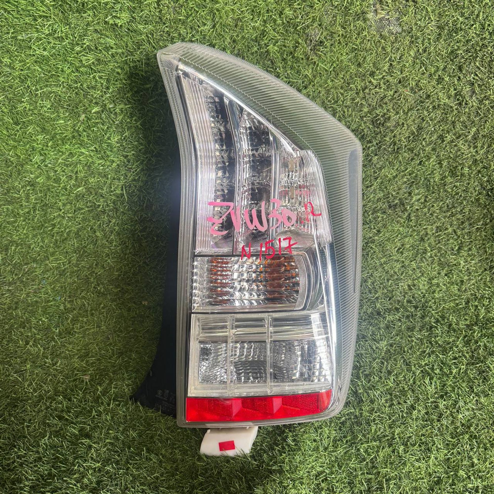 1517 фонарь правый TOYOTA PRIUS ZVW30, 20500 рублей, Невинномысск