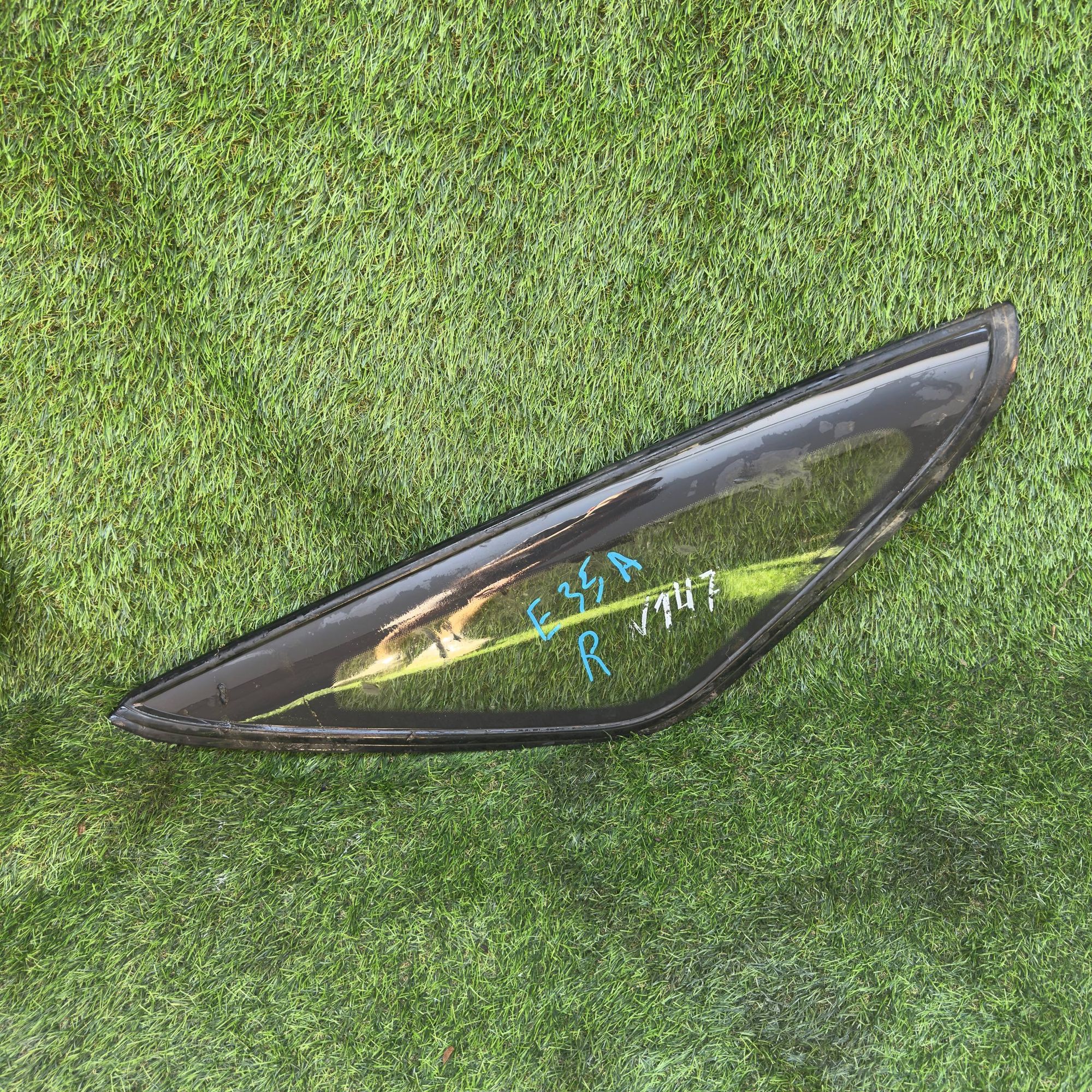 147 Стекло собачника правое MITSUBISHI GALANT E35A, 2000 рублей, Невинномысск