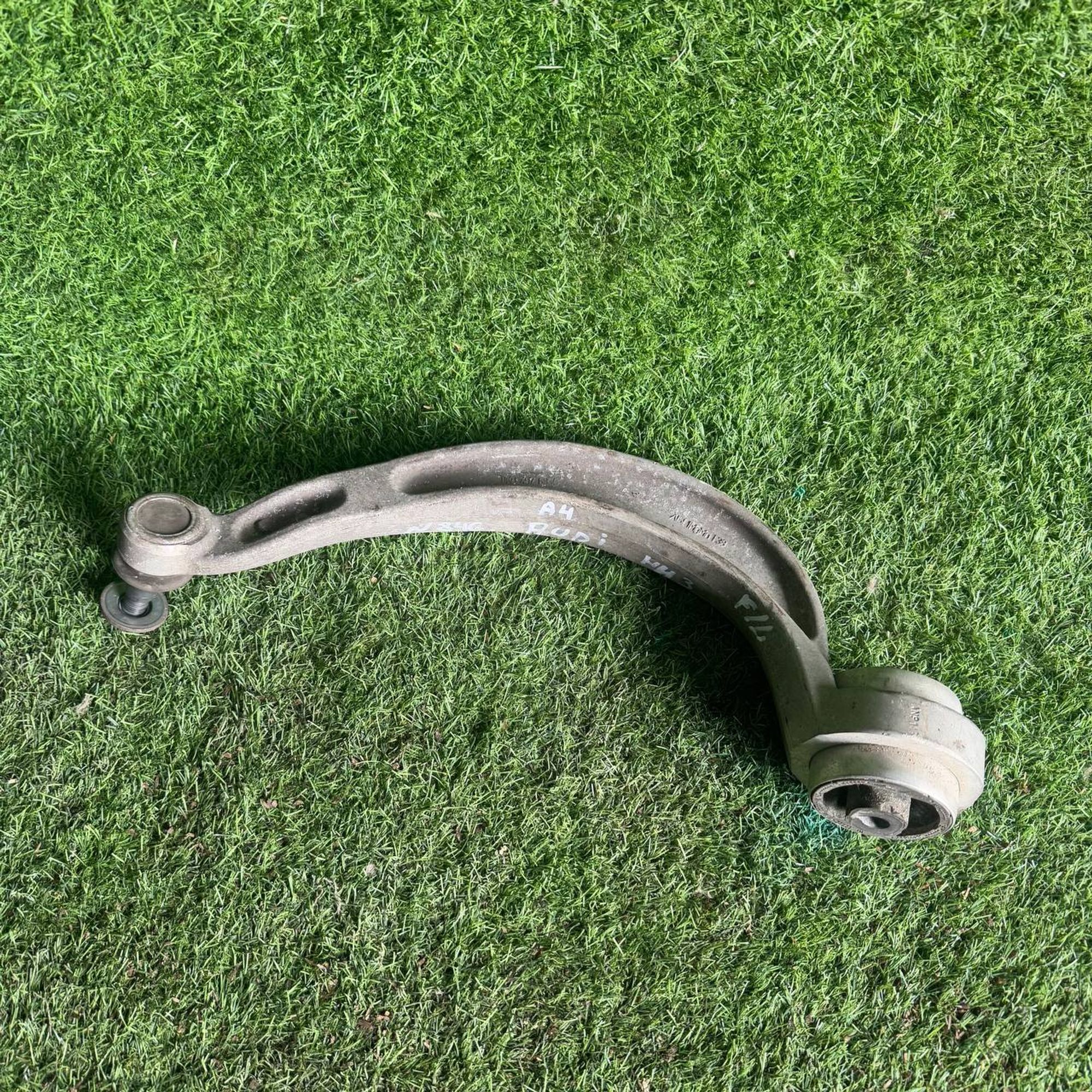 https://ycs.partsauto.market/partsauto-images/thmbs/userImages/772e461030aea93f4dbb6447c0f924d3/part/965bb9ed-30a5-4284-ae1c-87b33d7a1fdd_1733569544238.jpg