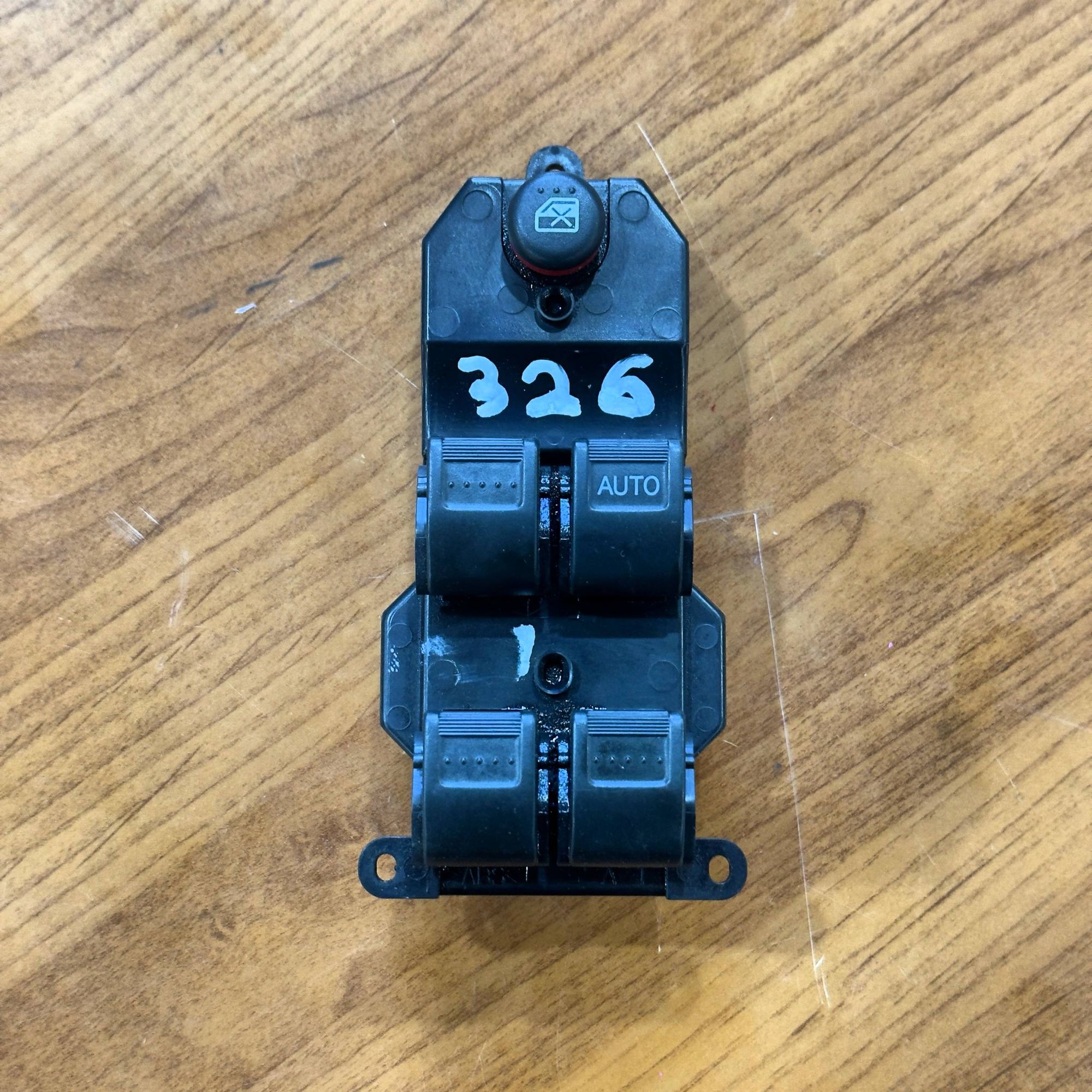 326 Блок управления стеклоподъемниками HONDA FIT GD1, 3000 рублей, Невинномысск