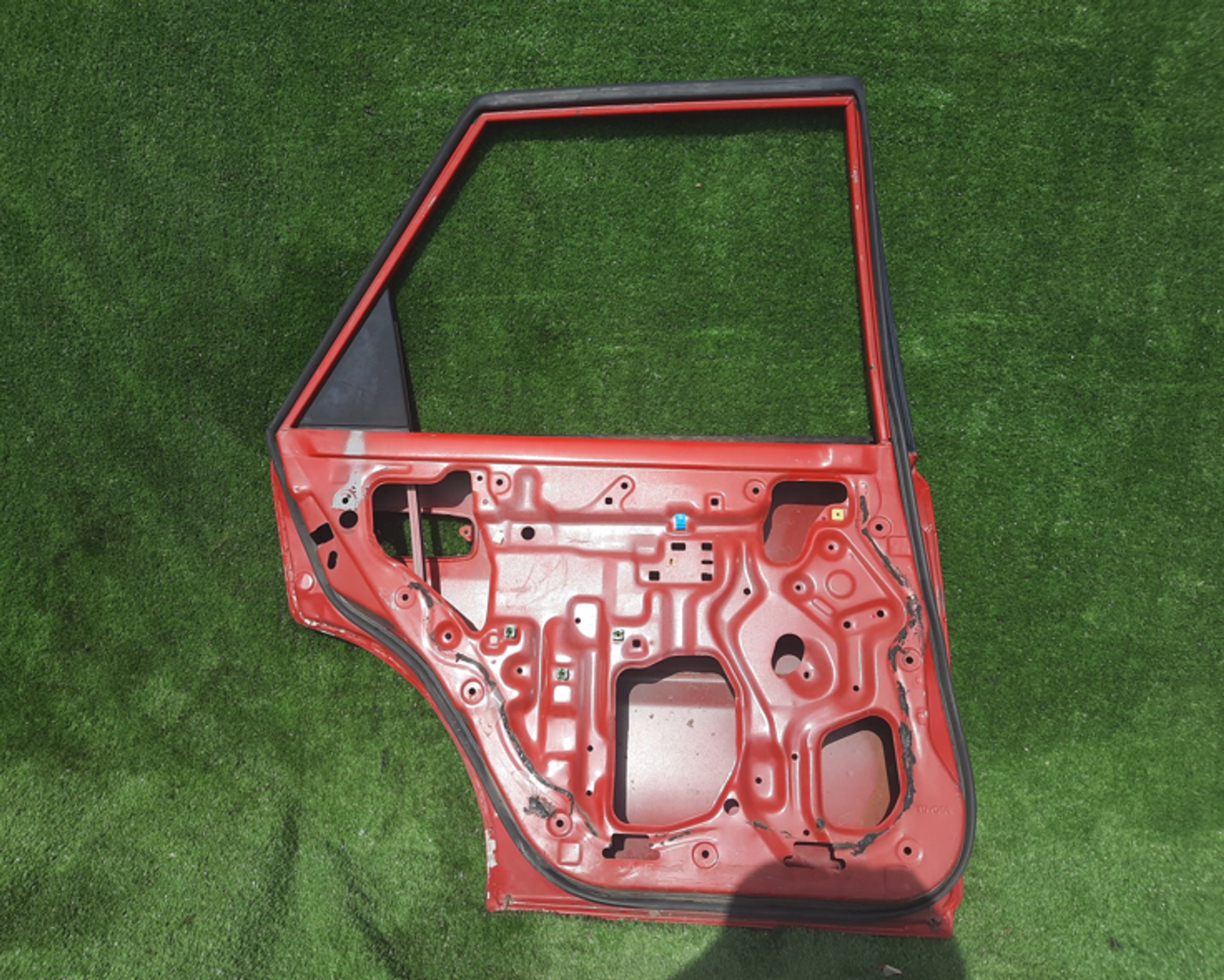 556 дверь на TOYOTA - AE92, 8000 рублей, Невинномысск